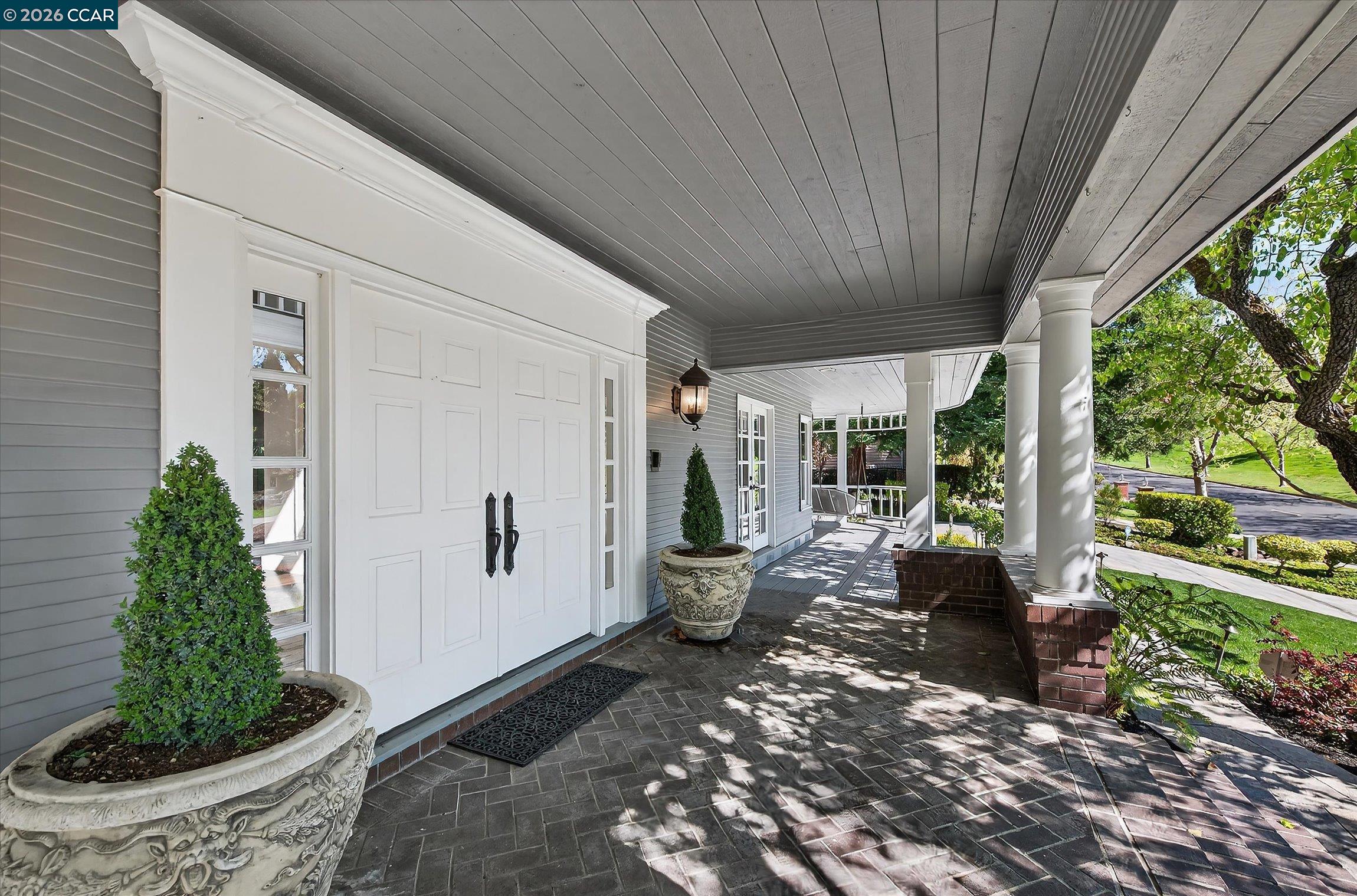 Detail Gallery Image 3 of 55 For 5275 Blackhawk Dr, Danville,  CA 94506 - 4 Beds | 4/1 Baths