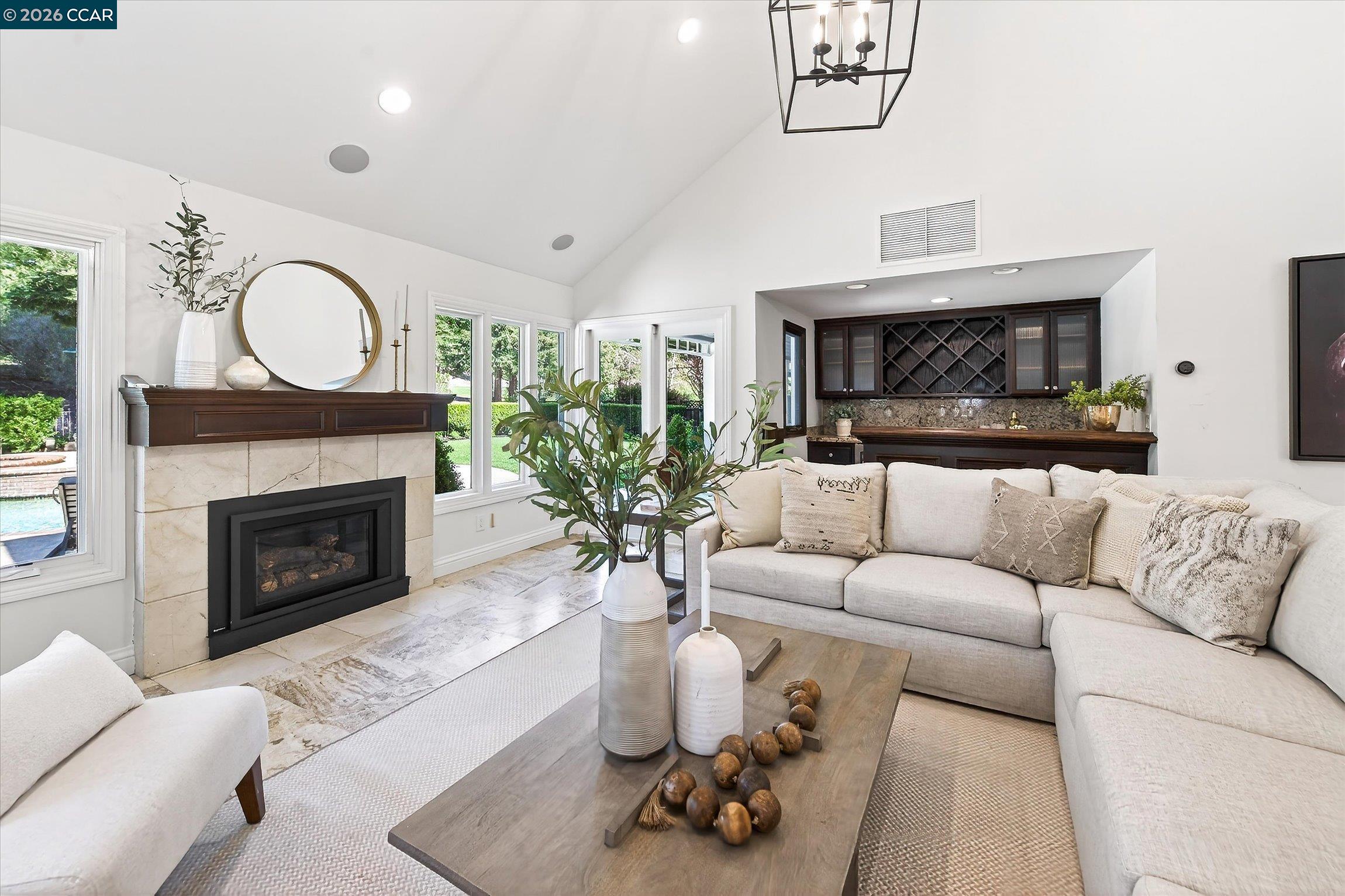 Detail Gallery Image 21 of 55 For 5275 Blackhawk Dr, Danville,  CA 94506 - 4 Beds | 4/1 Baths