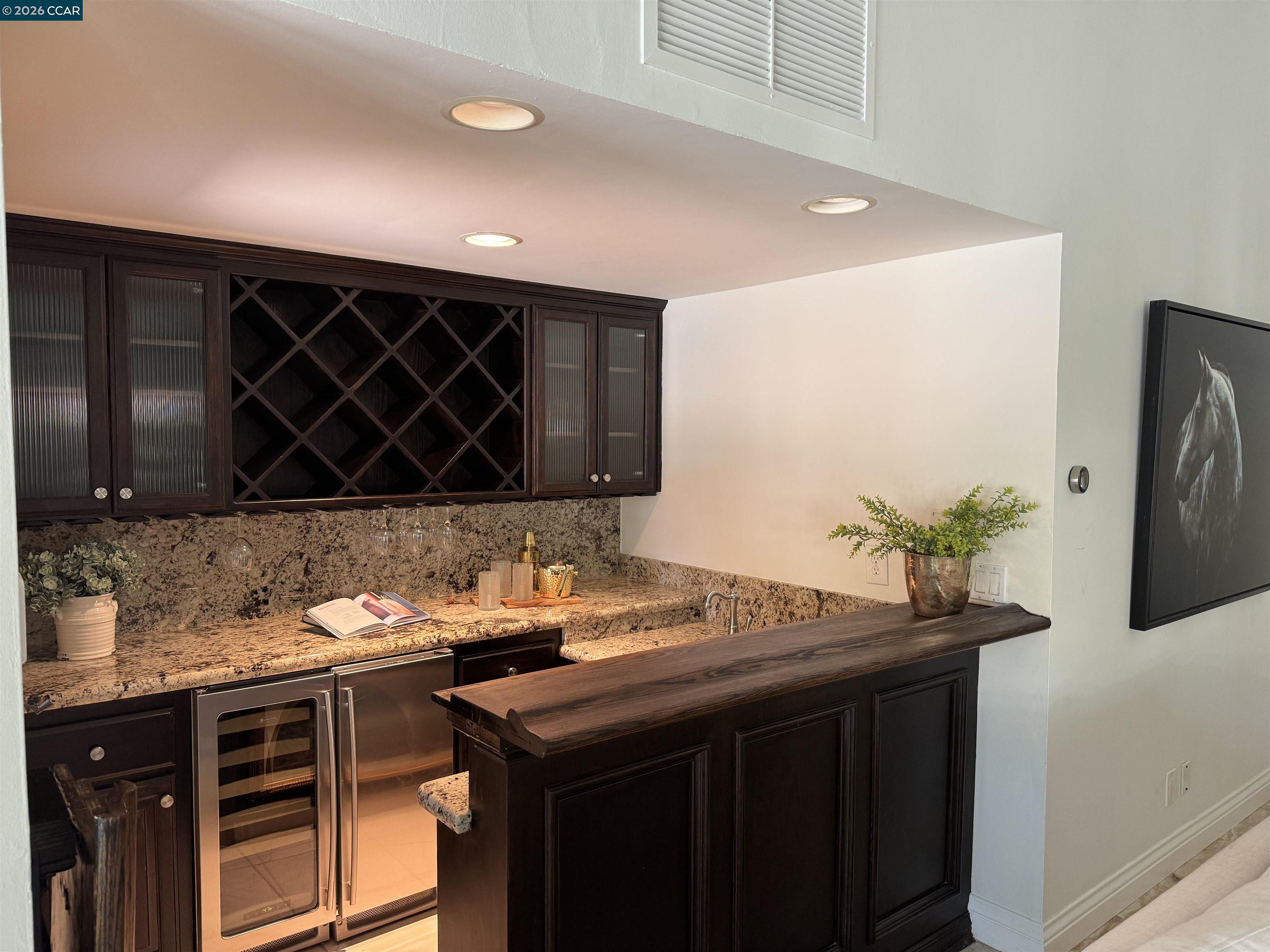 Detail Gallery Image 22 of 55 For 5275 Blackhawk Dr, Danville,  CA 94506 - 4 Beds | 4/1 Baths