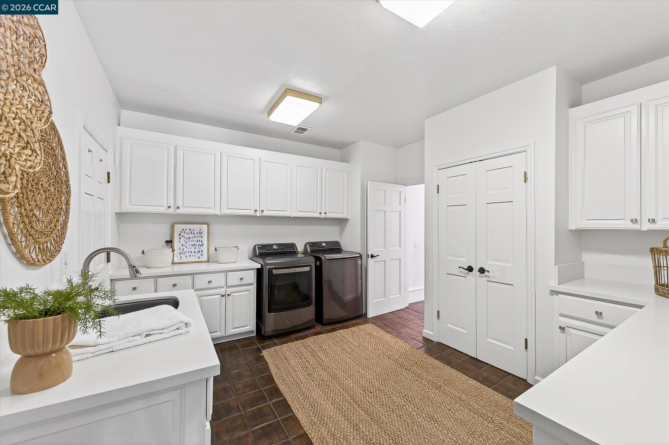 Detail Gallery Image 28 of 55 For 5275 Blackhawk Dr, Danville,  CA 94506 - 4 Beds | 4/1 Baths