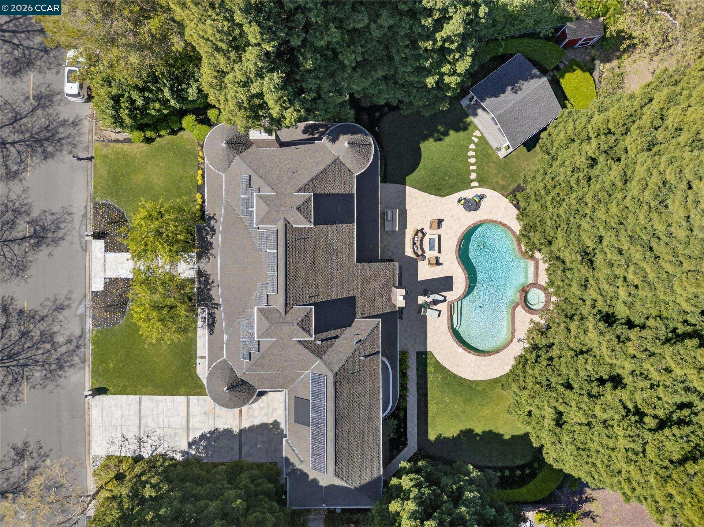 Detail Gallery Image 4 of 55 For 5275 Blackhawk Dr, Danville,  CA 94506 - 4 Beds | 4/1 Baths