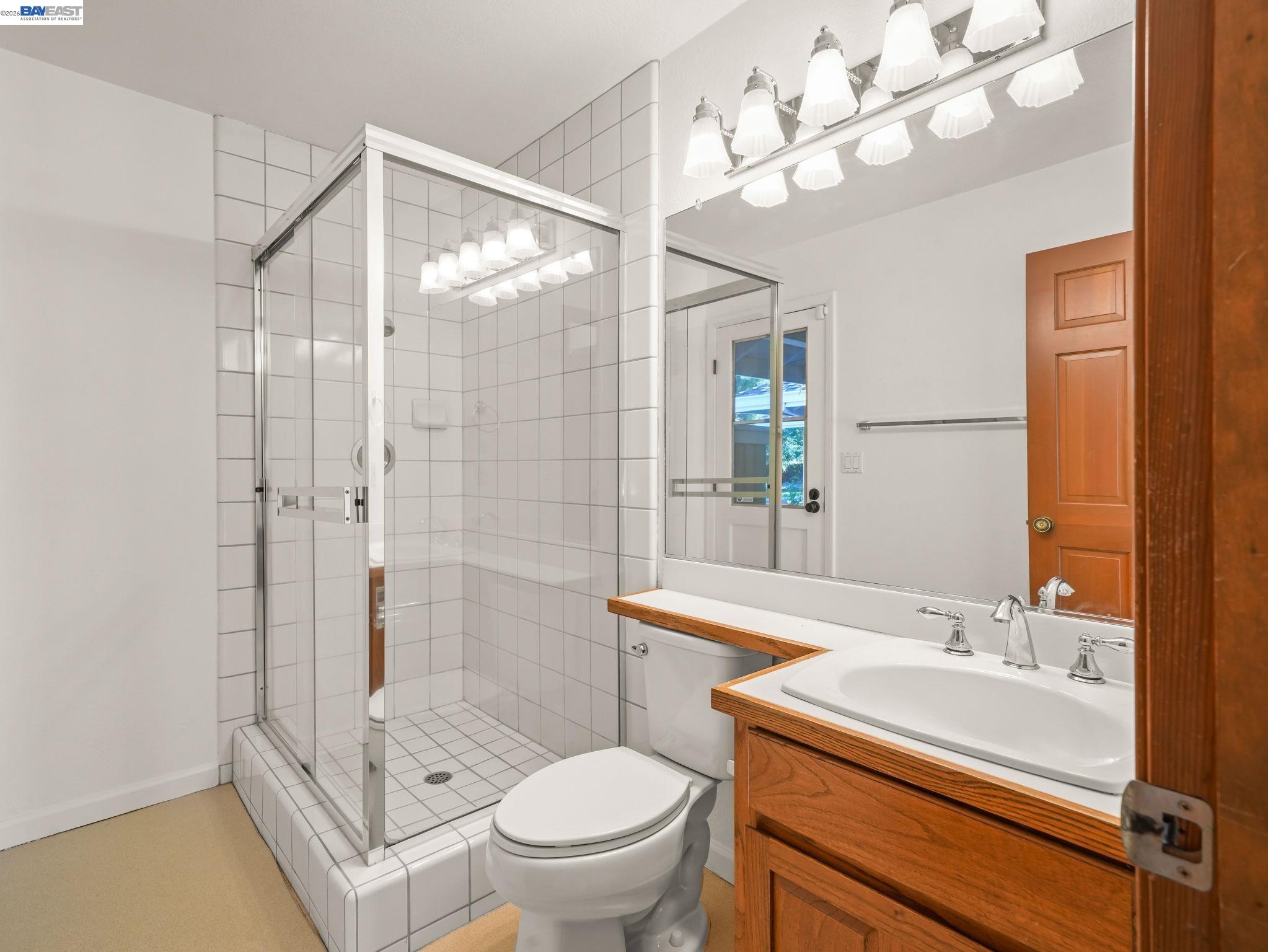 Detail Gallery Image 33 of 41 For 261 Saint Paul Dr, Alamo,  CA 94507 - 4 Beds | 3/1 Baths