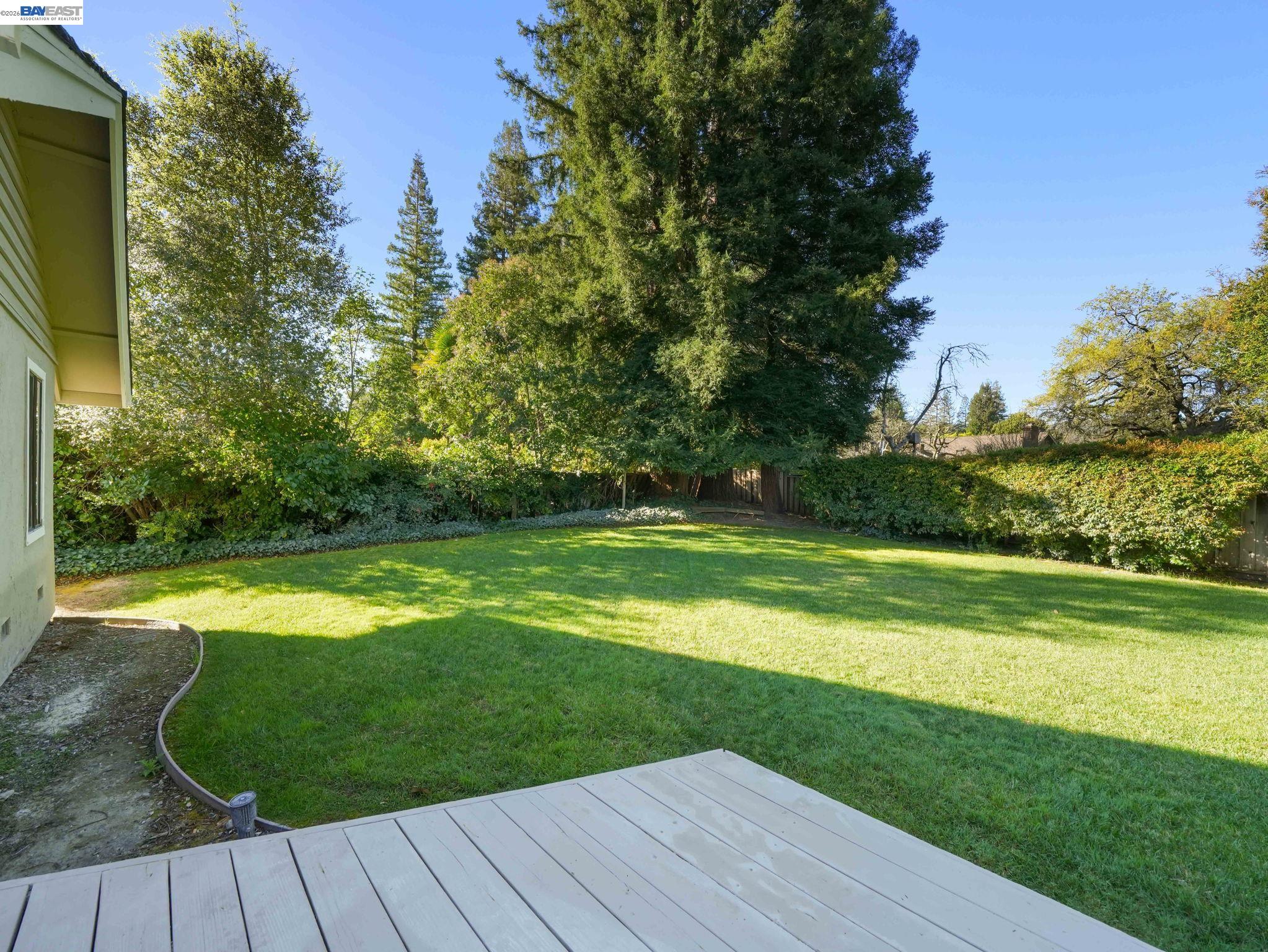 Detail Gallery Image 7 of 41 For 261 Saint Paul Dr, Alamo,  CA 94507 - 4 Beds | 3/1 Baths