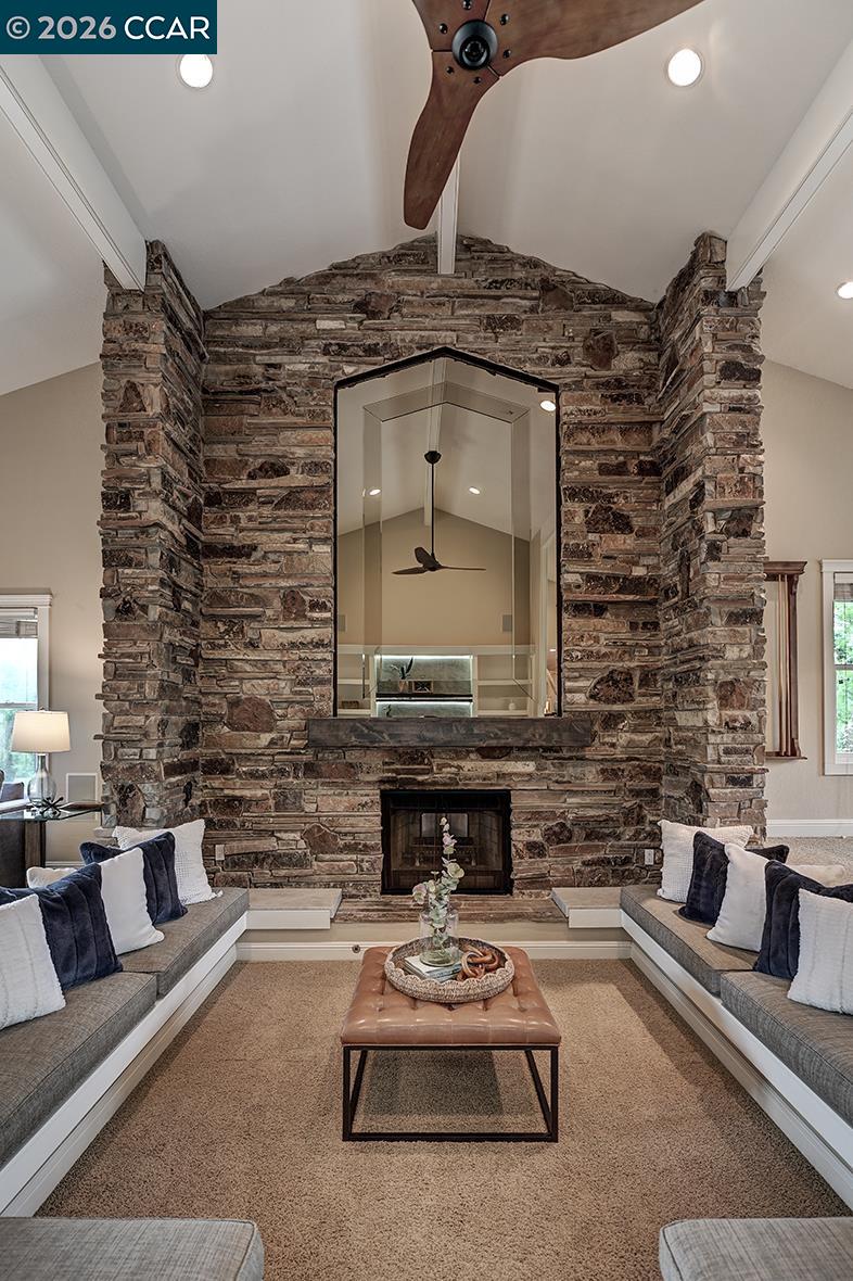 Detail Gallery Image 12 of 60 For 304 Livorna Heights Rd, Alamo,  CA 94507 - 5 Beds | 3/1 Baths