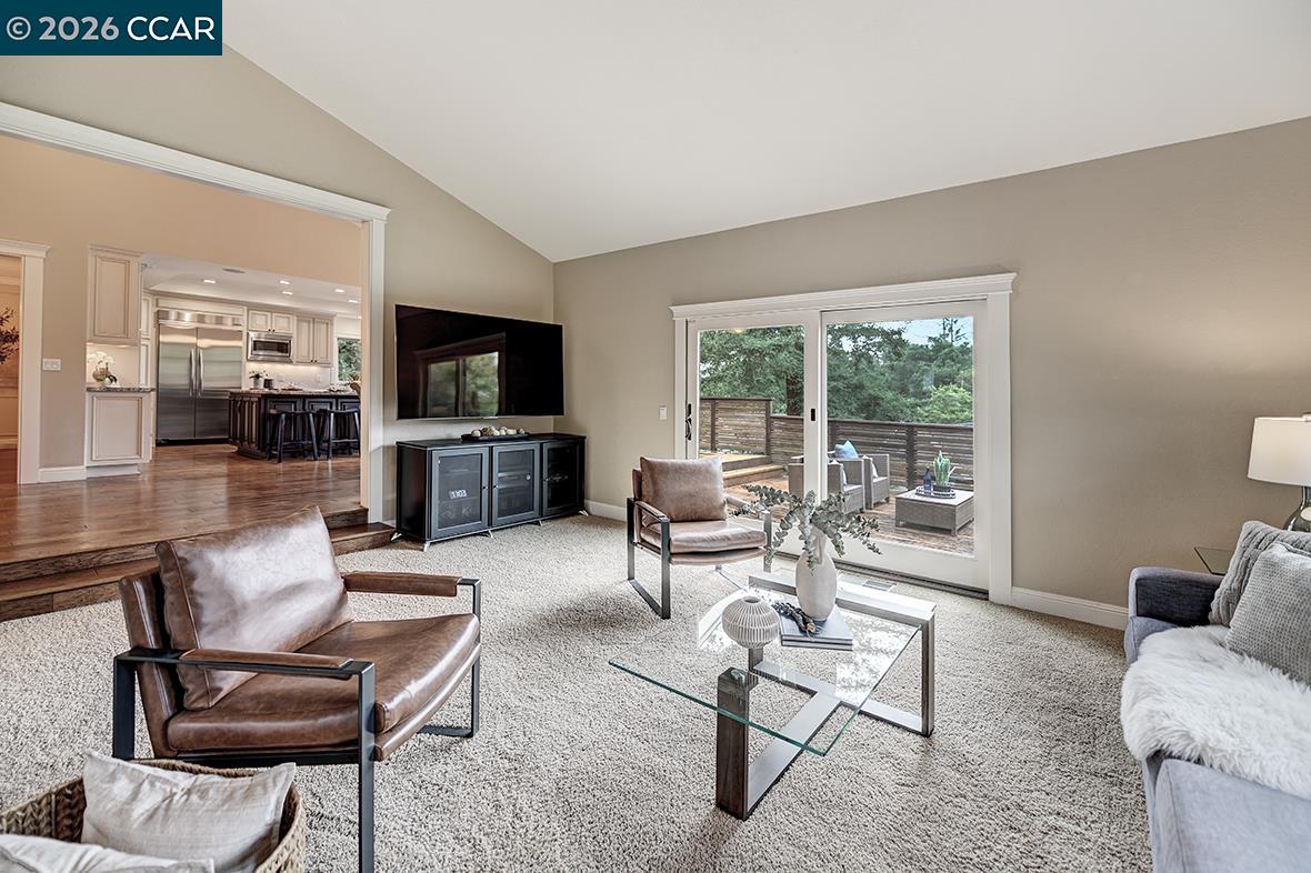 Detail Gallery Image 19 of 60 For 304 Livorna Heights Rd, Alamo,  CA 94507 - 5 Beds | 3/1 Baths