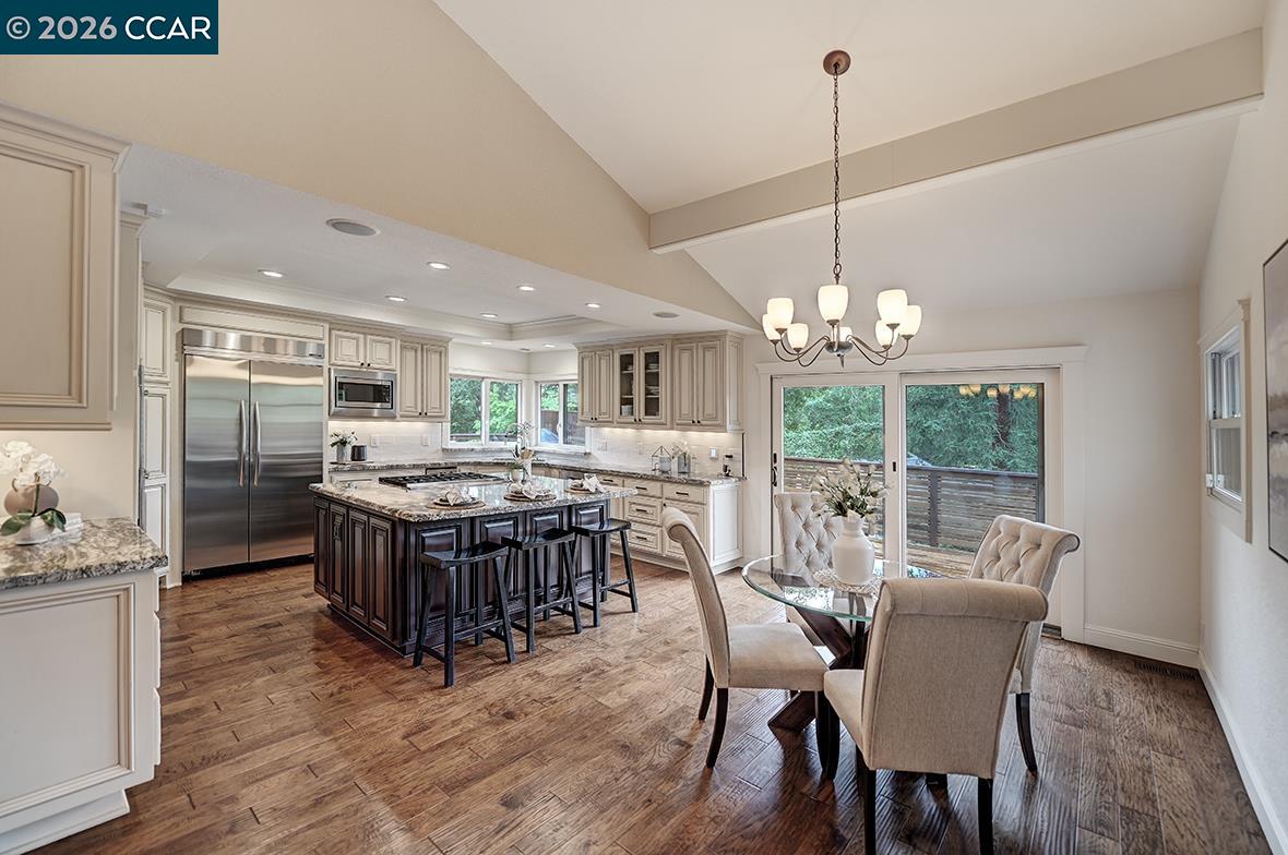 Detail Gallery Image 20 of 60 For 304 Livorna Heights Rd, Alamo,  CA 94507 - 5 Beds | 3/1 Baths