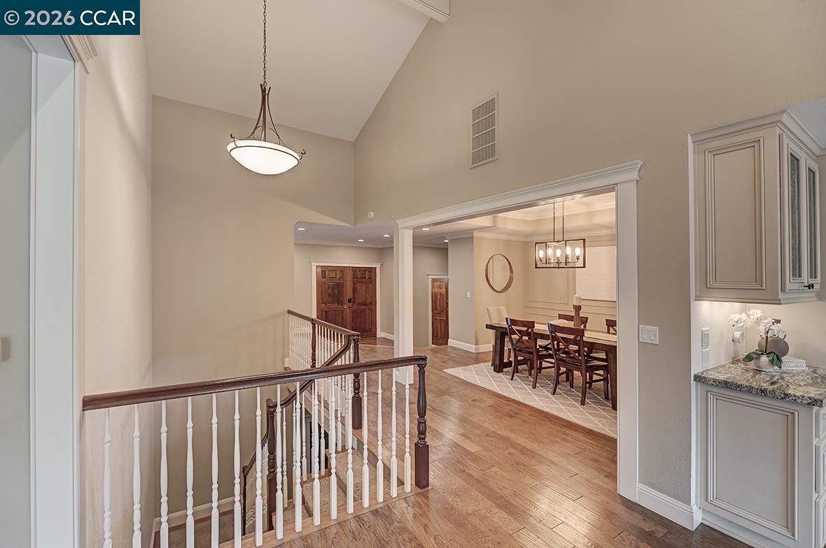 Detail Gallery Image 26 of 60 For 304 Livorna Heights Rd, Alamo,  CA 94507 - 5 Beds | 3/1 Baths