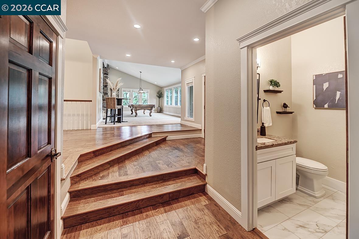 Detail Gallery Image 42 of 60 For 304 Livorna Heights Rd, Alamo,  CA 94507 - 5 Beds | 3/1 Baths