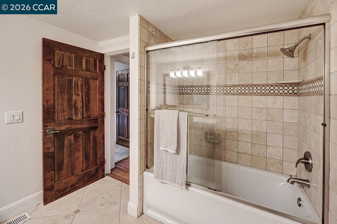 Detail Gallery Image 48 of 60 For 304 Livorna Heights Rd, Alamo,  CA 94507 - 5 Beds | 3/1 Baths