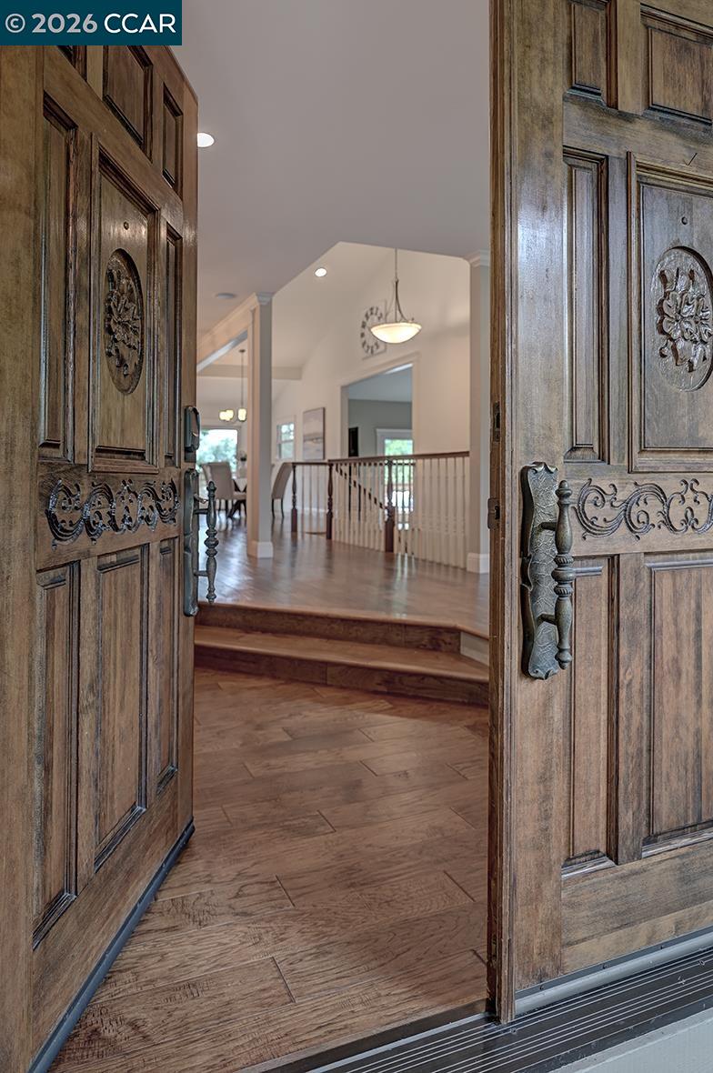 Detail Gallery Image 6 of 60 For 304 Livorna Heights Rd, Alamo,  CA 94507 - 5 Beds | 3/1 Baths