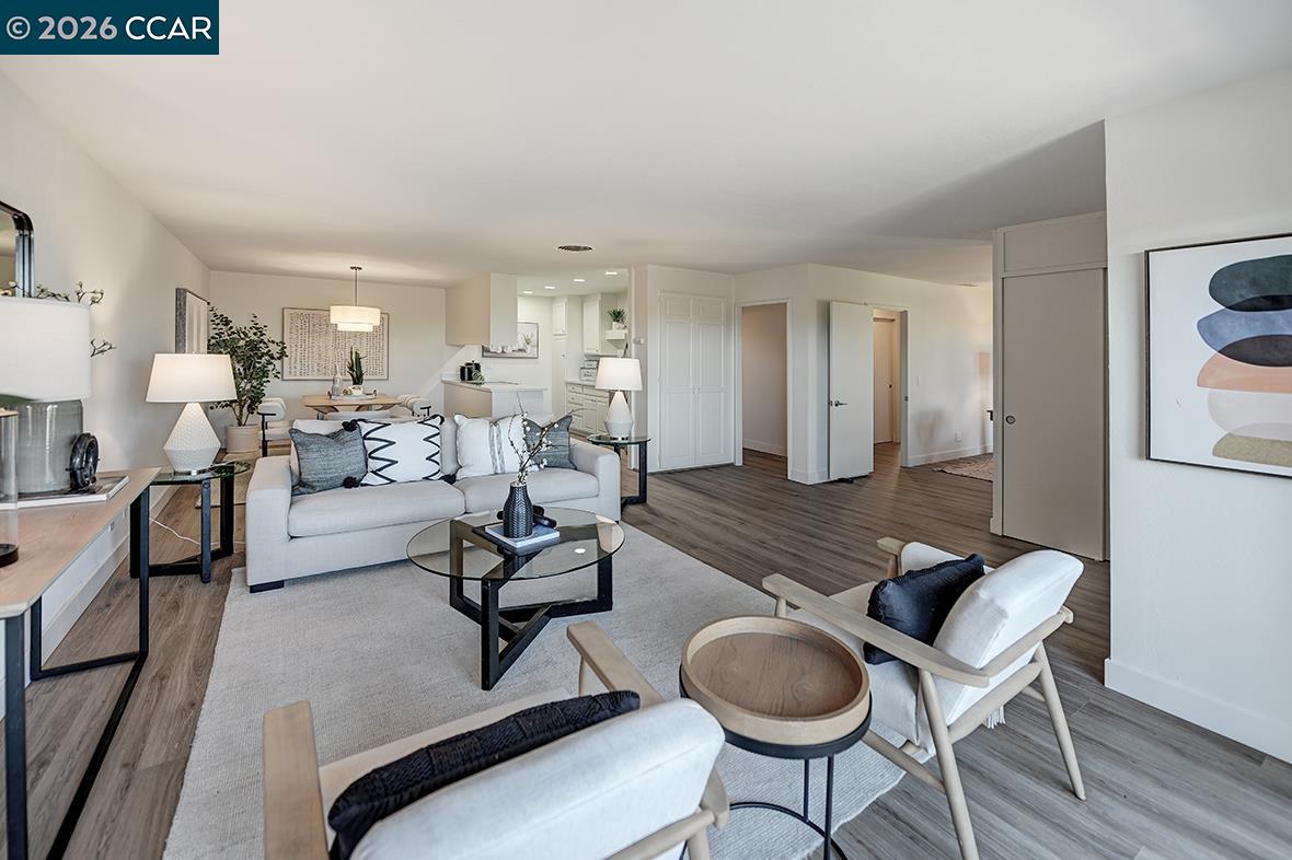 Photo #9: 41127250 Listing: Photo #9