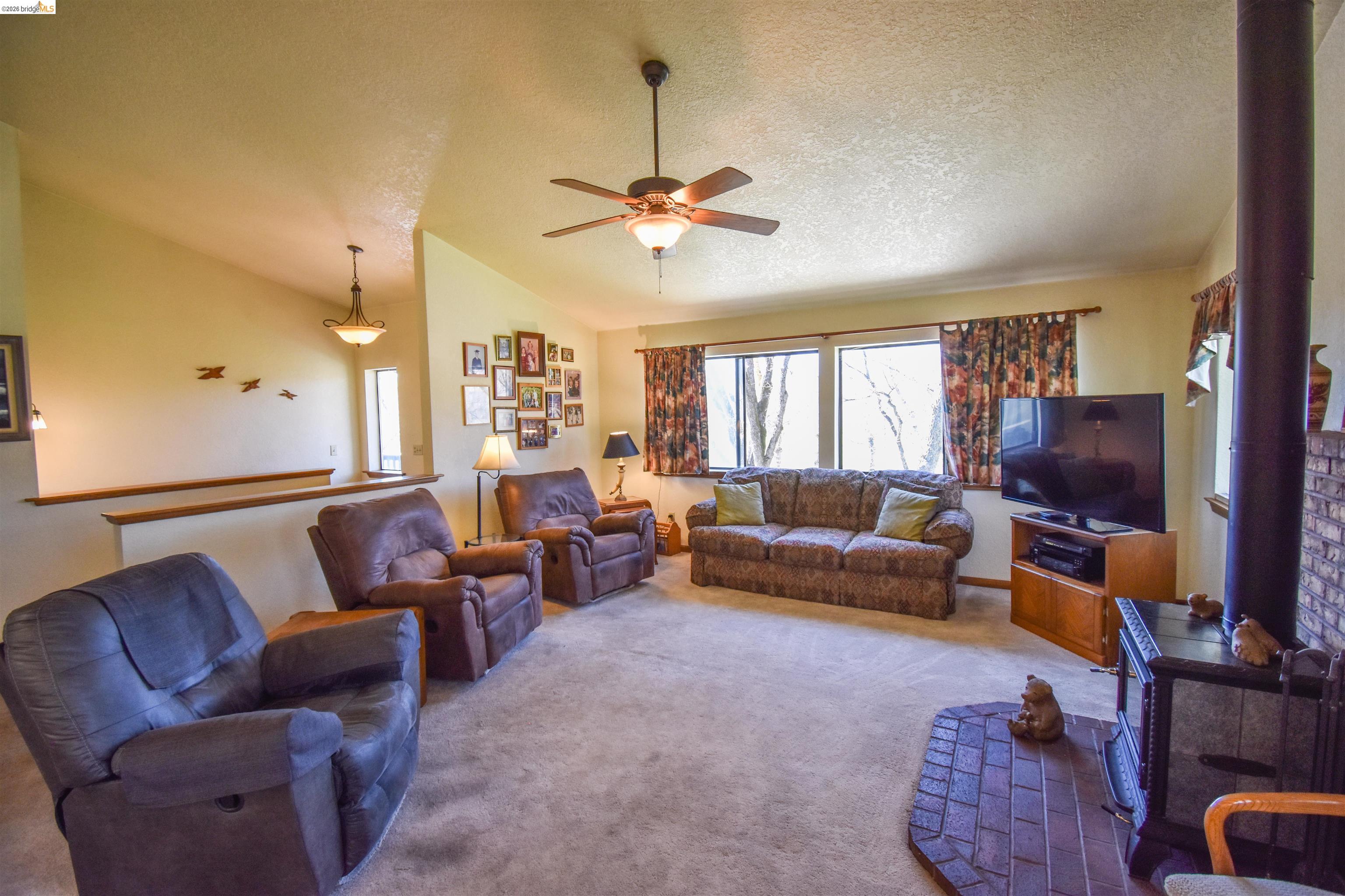 Detail Gallery Image 10 of 48 For 15170 Potato Ranch Rd, Sonora,  CA 95370 - 3 Beds | 3 Baths