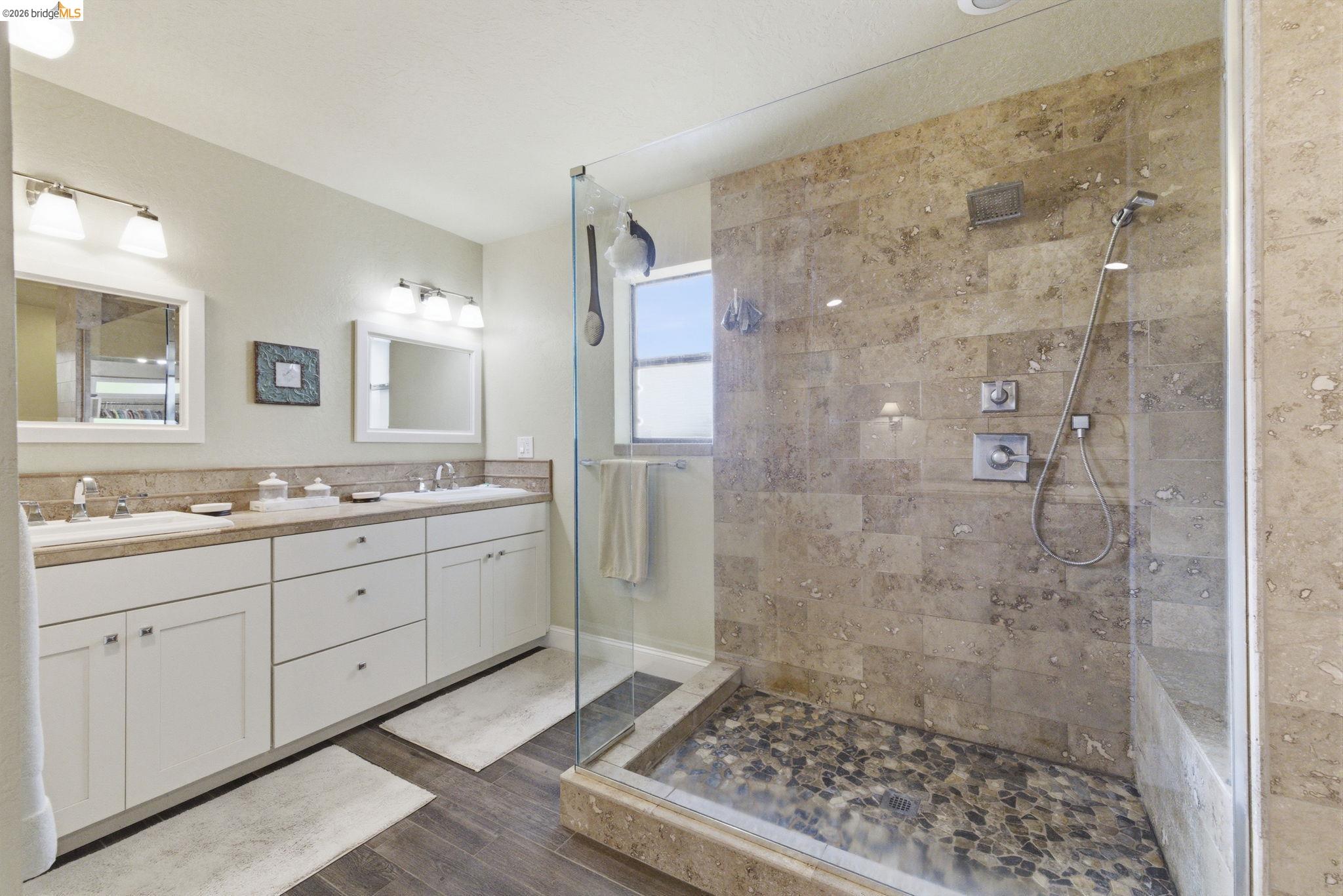 Detail Gallery Image 19 of 34 For 12930 Beckwith Cir, Sonora,  CA 95370 - 3 Beds | 2 Baths