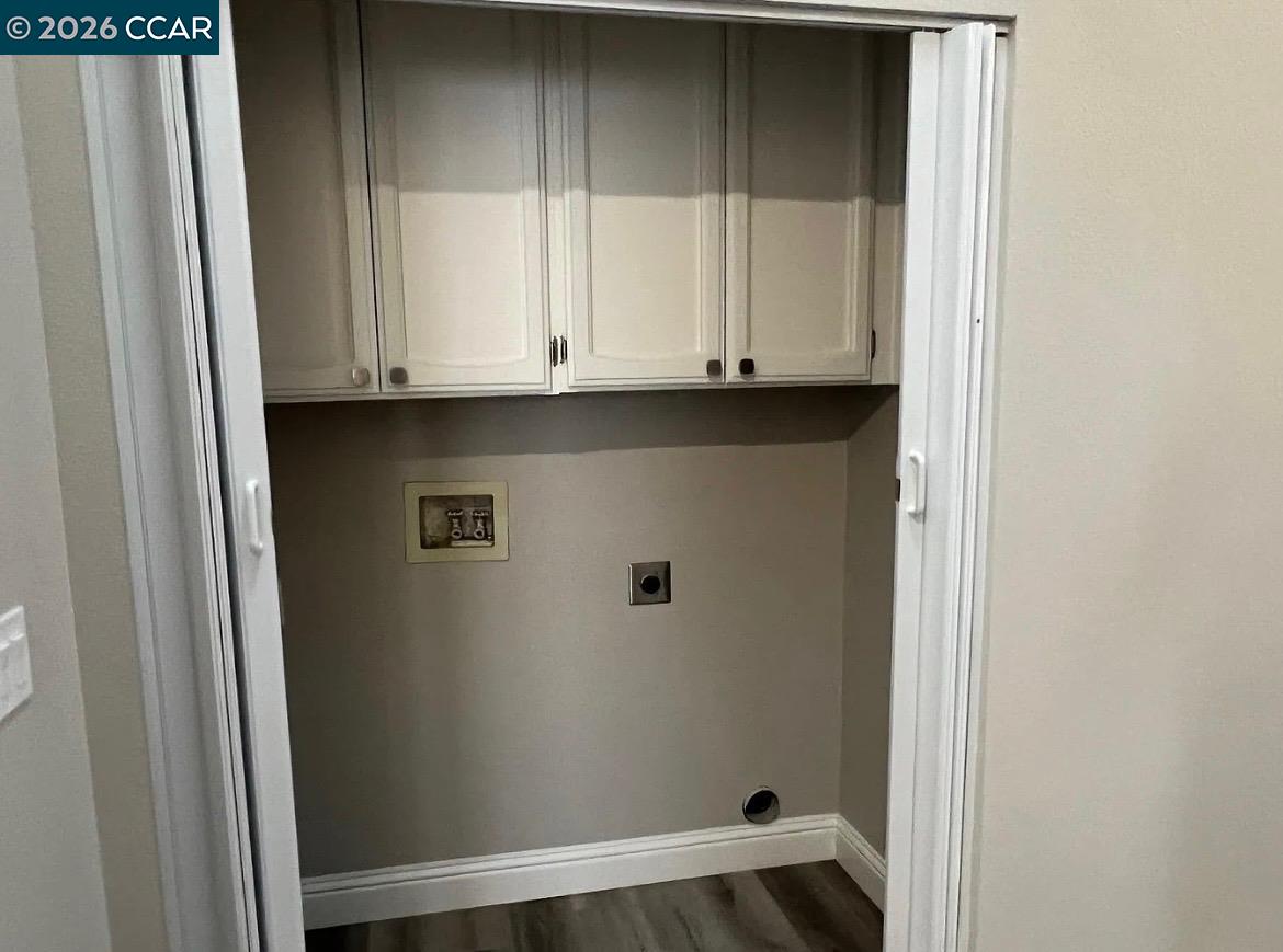 Detail Gallery Image 8 of 18 For 2405 Brazil Ct, Antioch,  CA 94509 - 3 Beds | 2 Baths