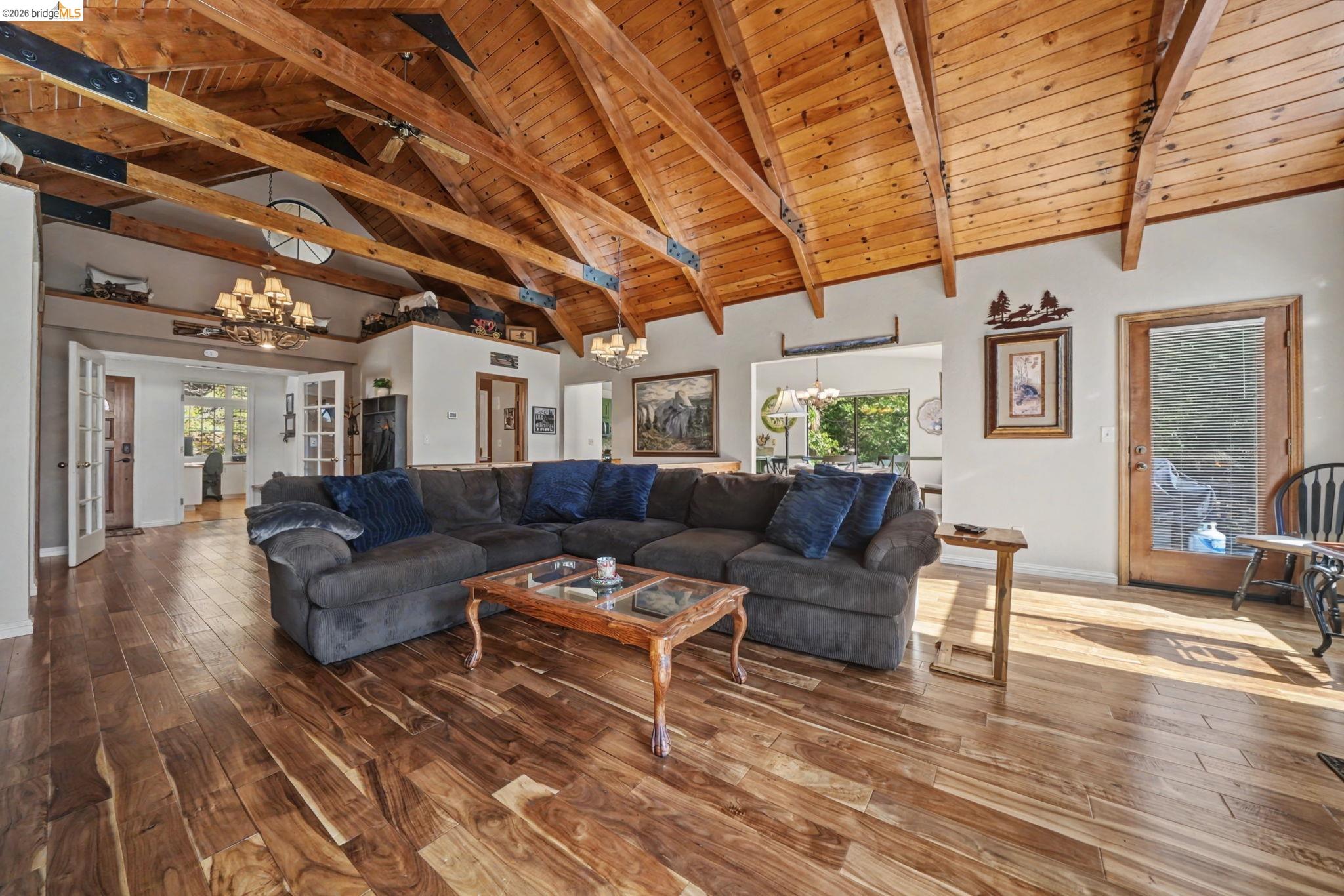 Detail Gallery Image 12 of 42 For 1004 Bear Run Way, Arnold,  CA 95223 - 3 Beds | 3/1 Baths