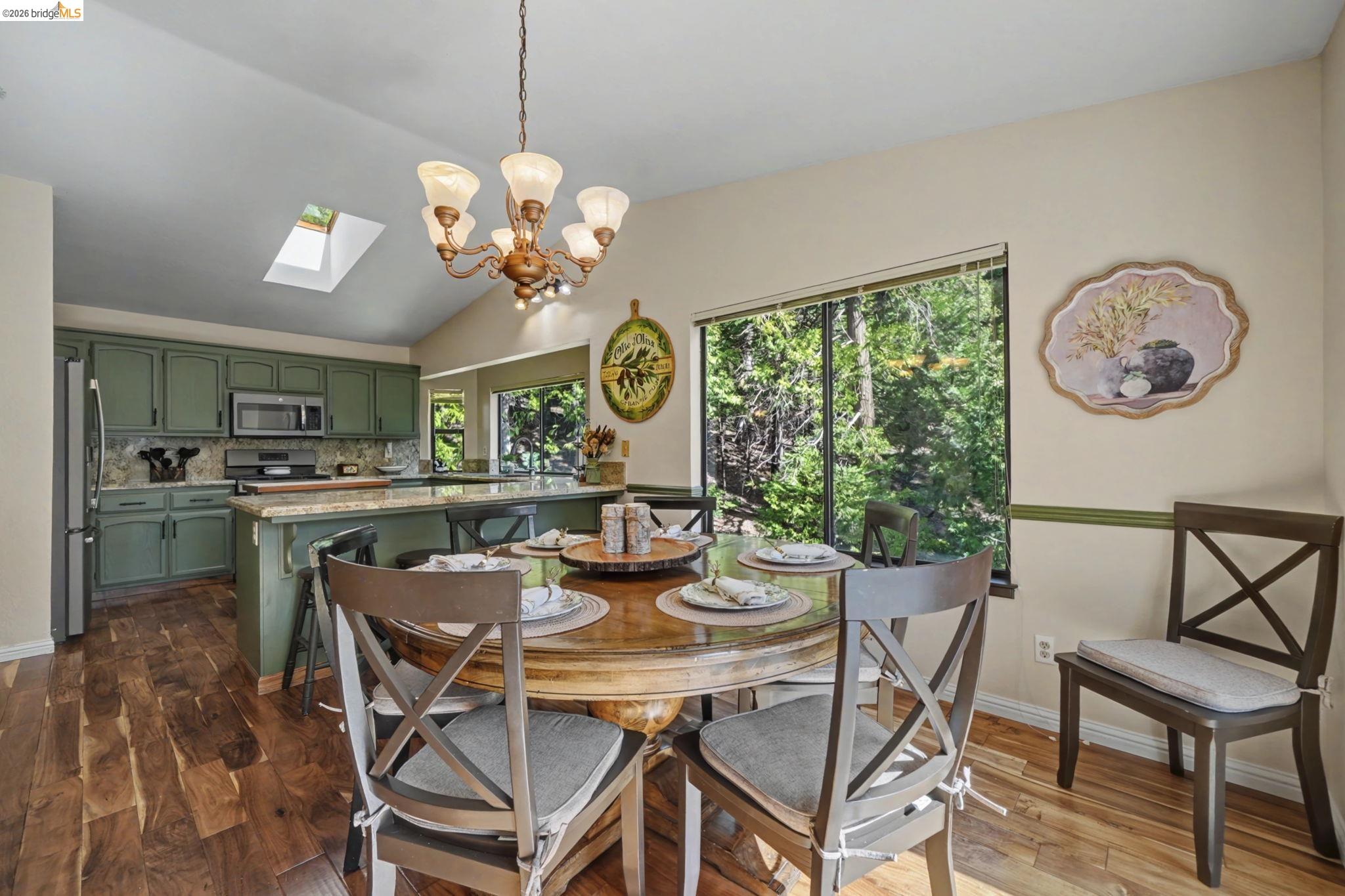 Detail Gallery Image 14 of 42 For 1004 Bear Run Way, Arnold,  CA 95223 - 3 Beds | 3/1 Baths