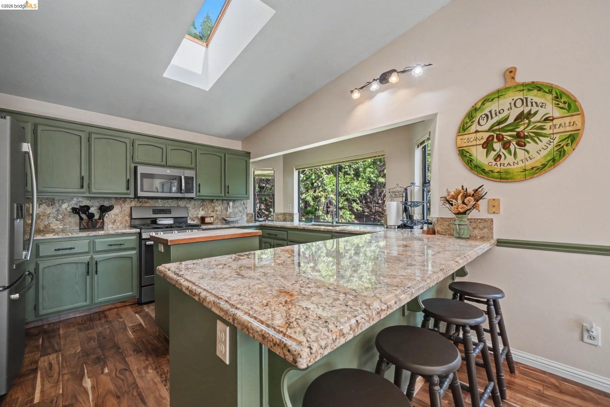 Detail Gallery Image 15 of 42 For 1004 Bear Run Way, Arnold,  CA 95223 - 3 Beds | 3/1 Baths