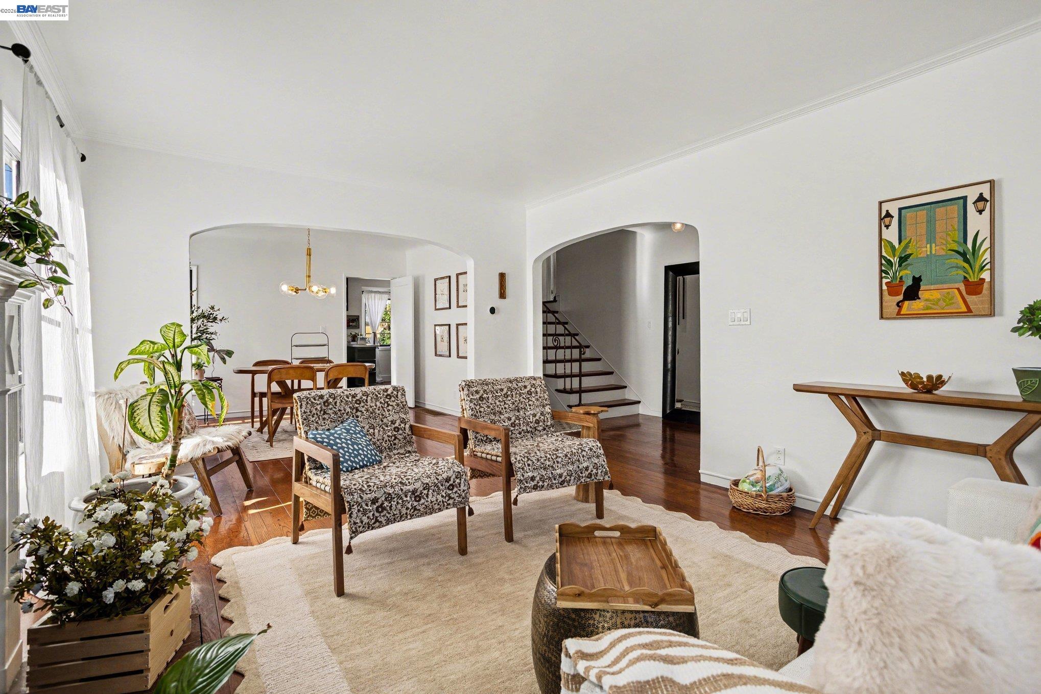 Detail Gallery Image 4 of 32 For 3024 Fernside Blvd, Alameda,  CA 94501 - 3 Beds | 1/1 Baths