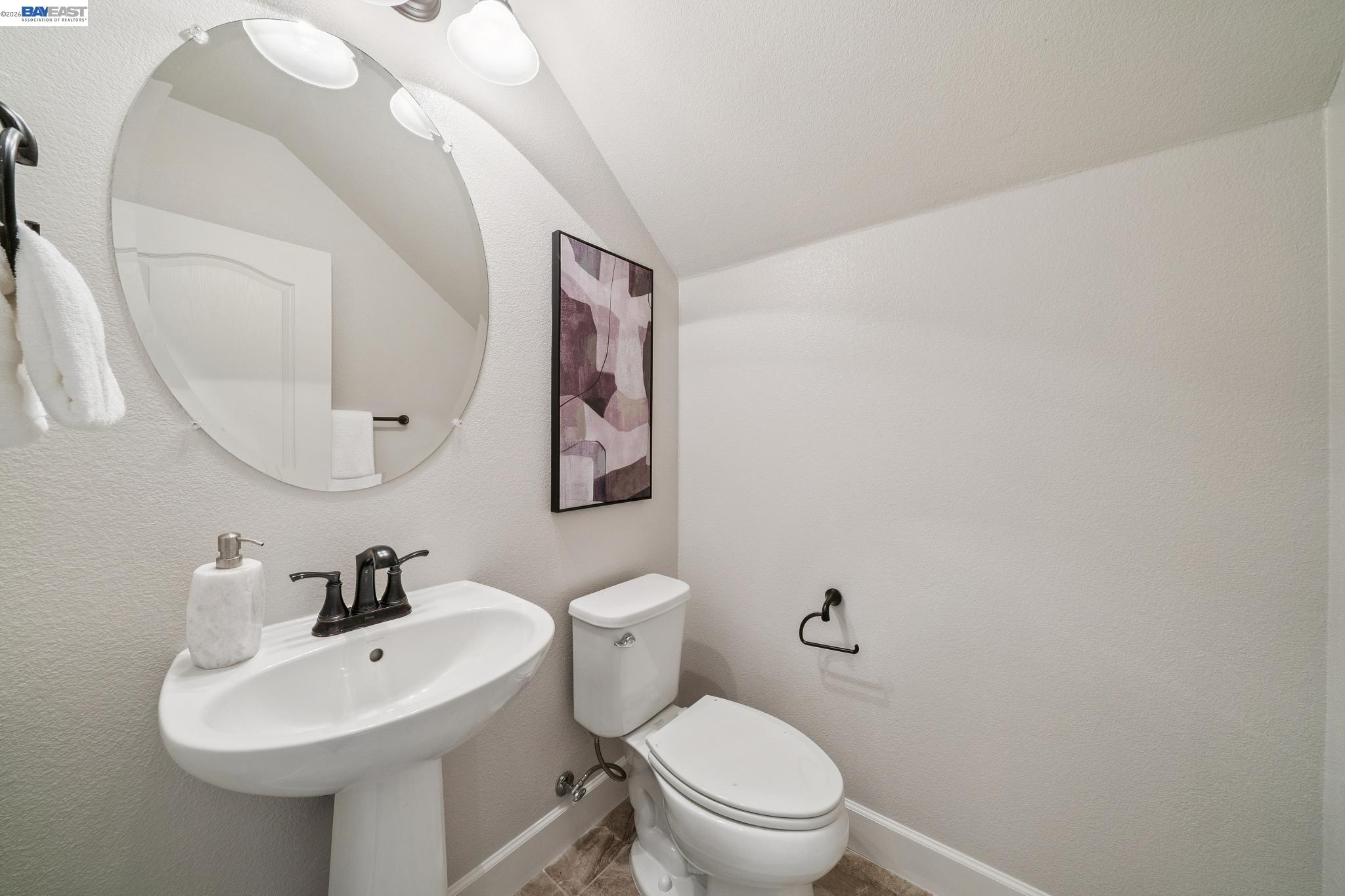 Detail Gallery Image 44 of 59 For 380 Elworthy Ranch Cir, Danville,  CA 94526 - 3 Beds | 2/1 Baths