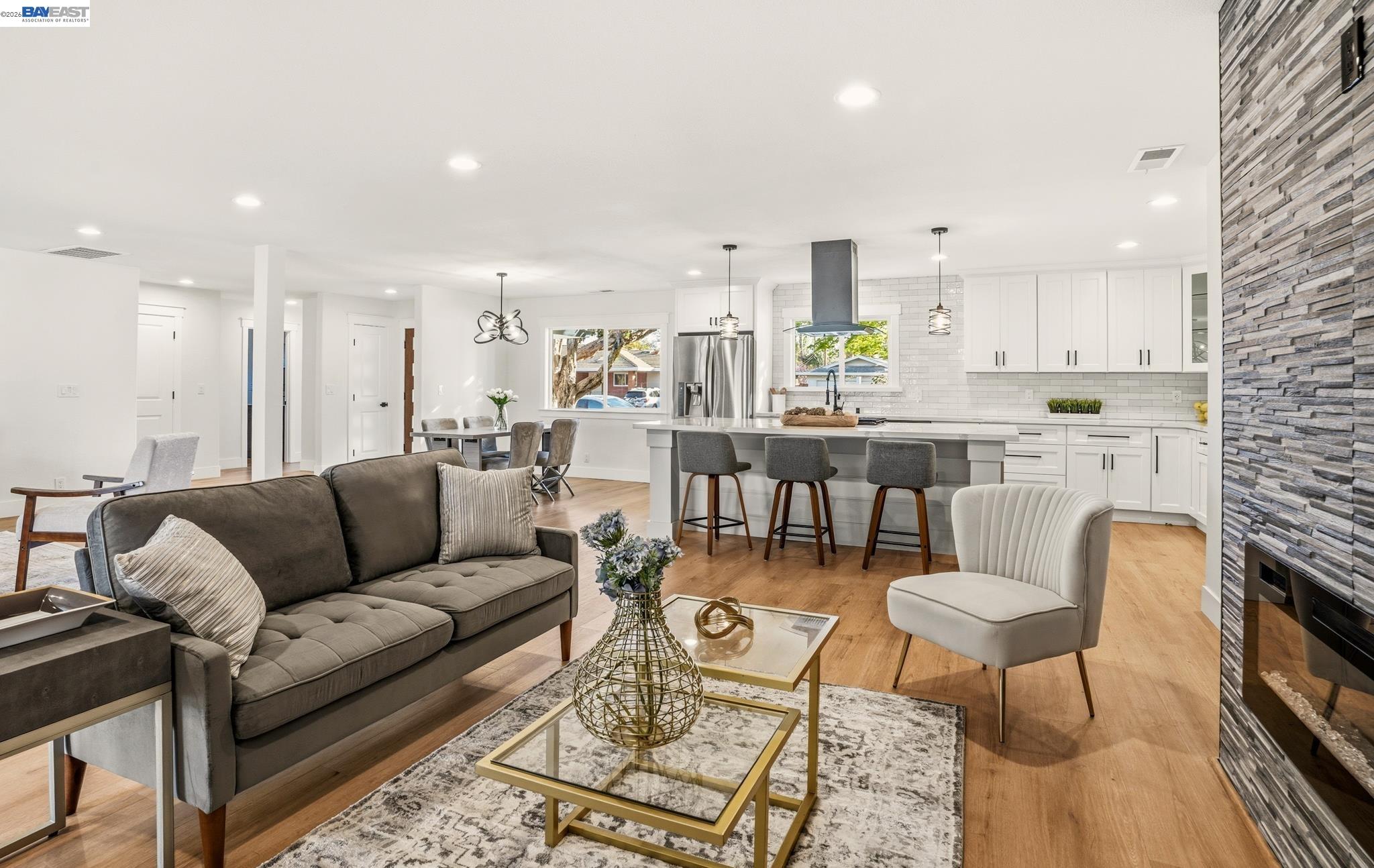 Detail Gallery Image 26 of 42 For 1743 Willow Creek Ct, San Jose,  CA 95124 - 4 Beds | 3 Baths