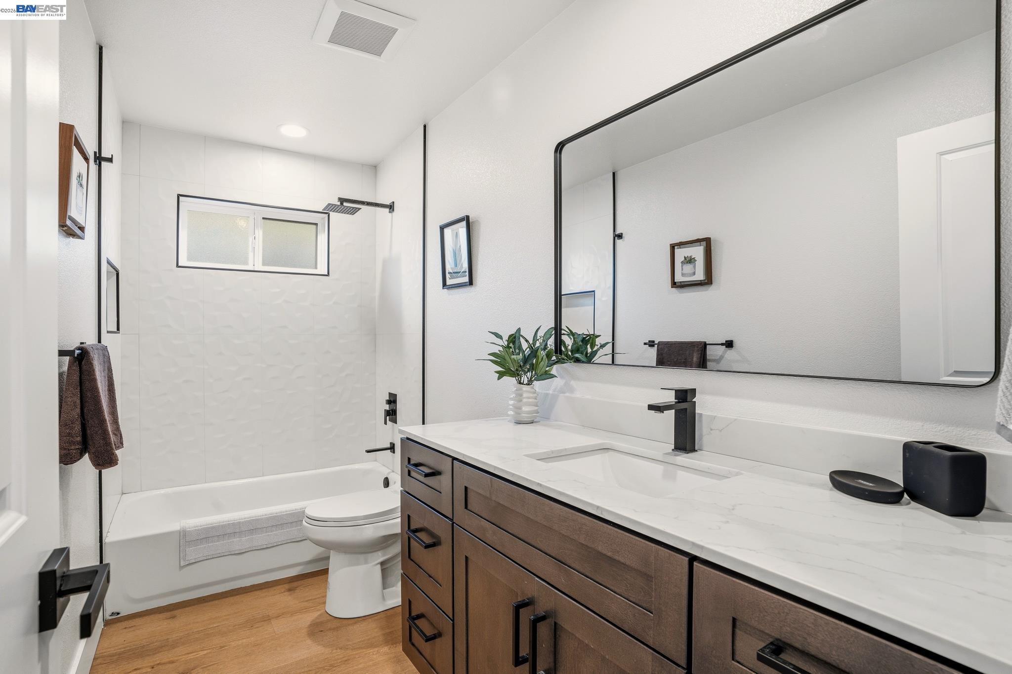 Detail Gallery Image 33 of 42 For 1743 Willow Creek Ct, San Jose,  CA 95124 - 4 Beds | 3 Baths