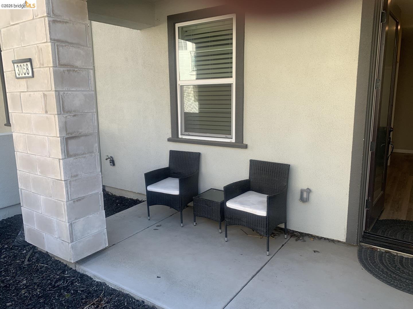 Detail Gallery Image 2 of 20 For 3068 Windwalker Walk, Sacramento,  CA 95833 - 4 Beds | 3/1 Baths