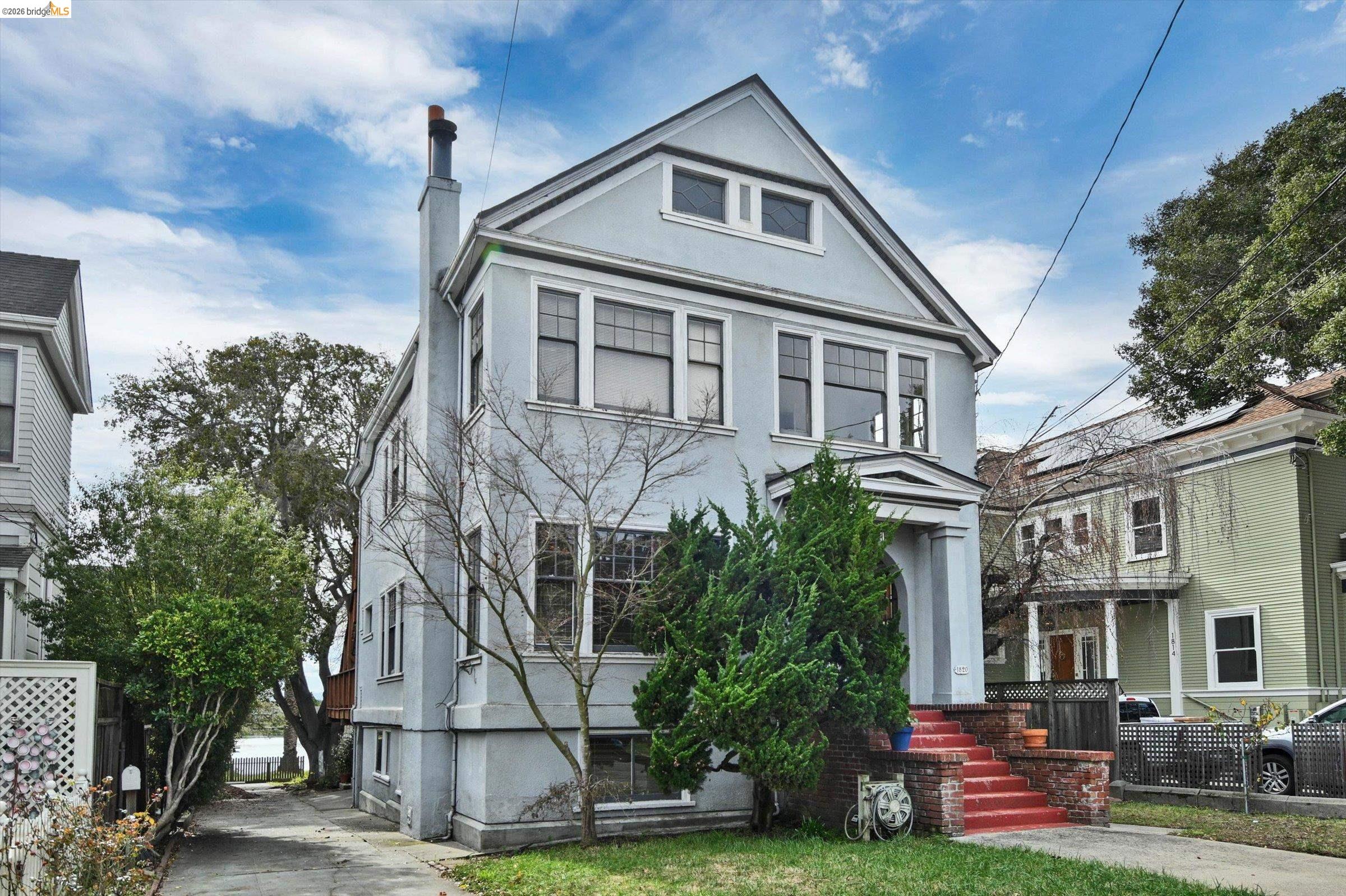 Detail Gallery Image 2 of 60 For 1822 Clinton Ave, Alameda,  CA 94501 - – Beds | – Baths