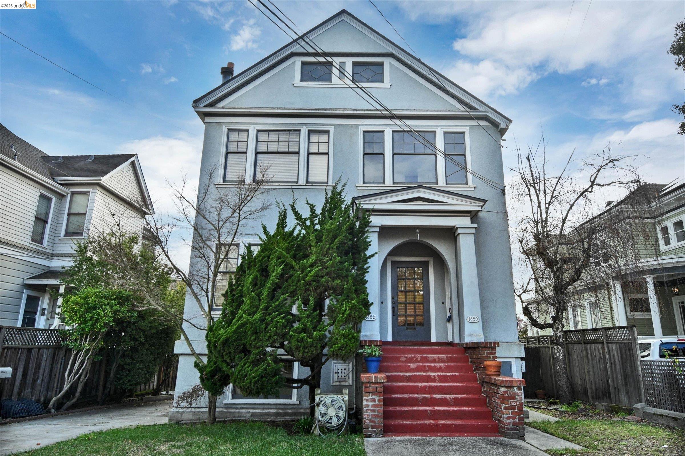 Detail Gallery Image 3 of 60 For 1822 Clinton Ave, Alameda,  CA 94501 - – Beds | – Baths