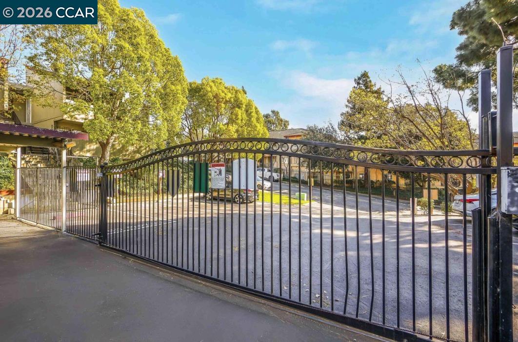 Detail Gallery Image 18 of 18 For 1333 N Camino Alto #273,  Vallejo,  CA 94589 - 2 Beds | 1 Baths