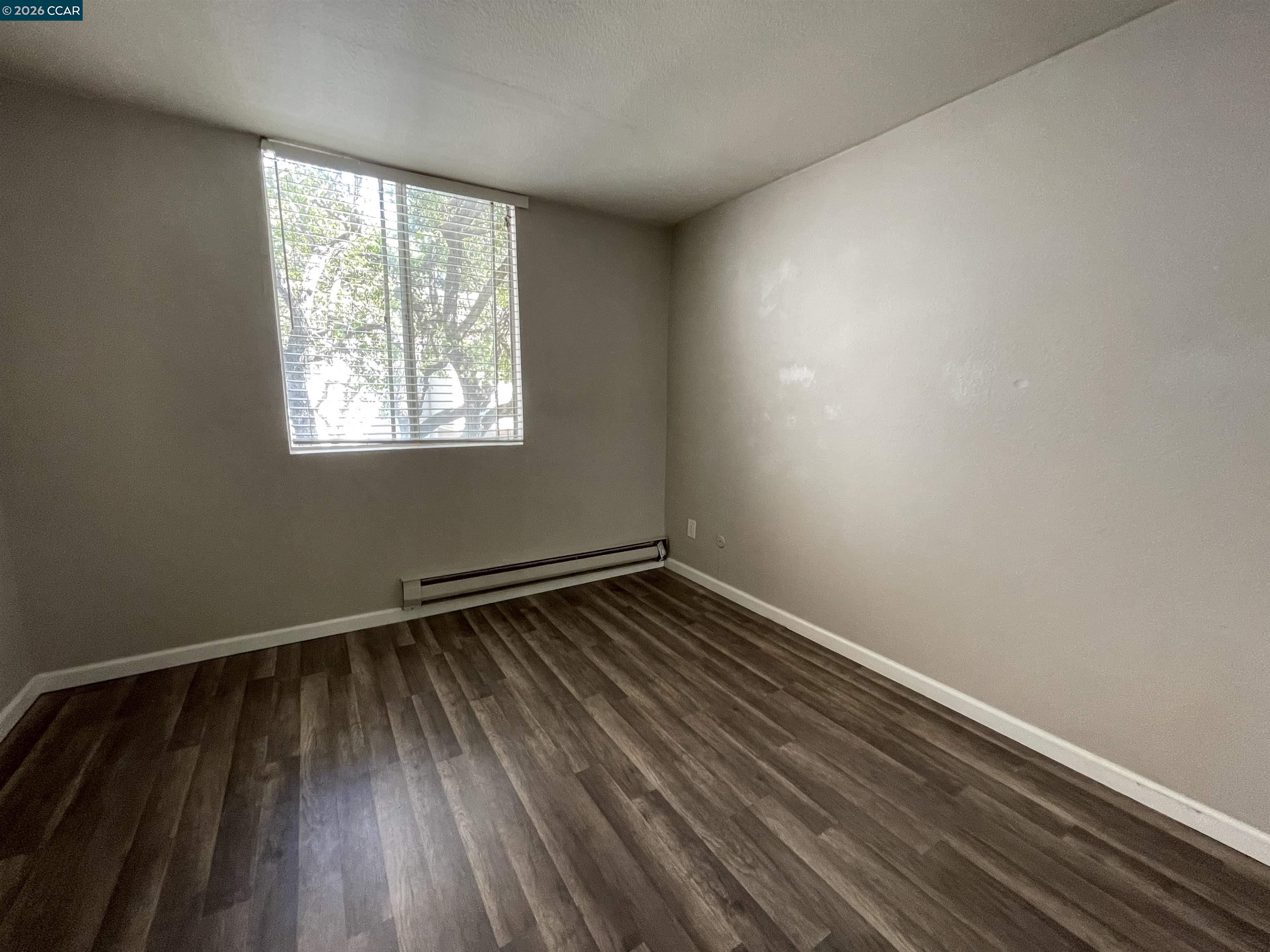 Detail Gallery Image 7 of 18 For 1333 N Camino Alto #273,  Vallejo,  CA 94589 - 2 Beds | 1 Baths