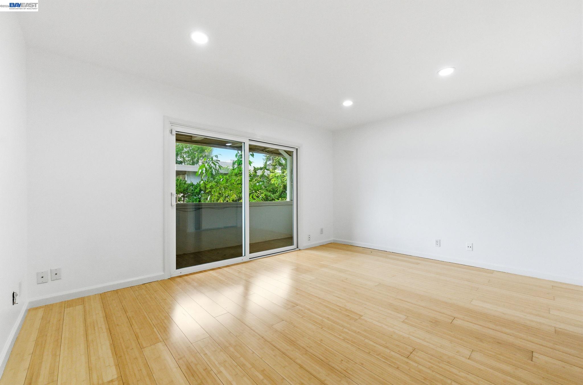 Detail Gallery Image 15 of 30 For 10439 Mary Ave, Cupertino,  CA 95014 - 2 Beds | 2/1 Baths