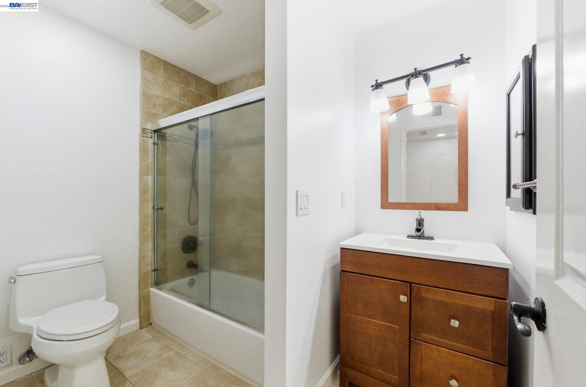 Detail Gallery Image 17 of 30 For 10439 Mary Ave, Cupertino,  CA 95014 - 2 Beds | 2/1 Baths