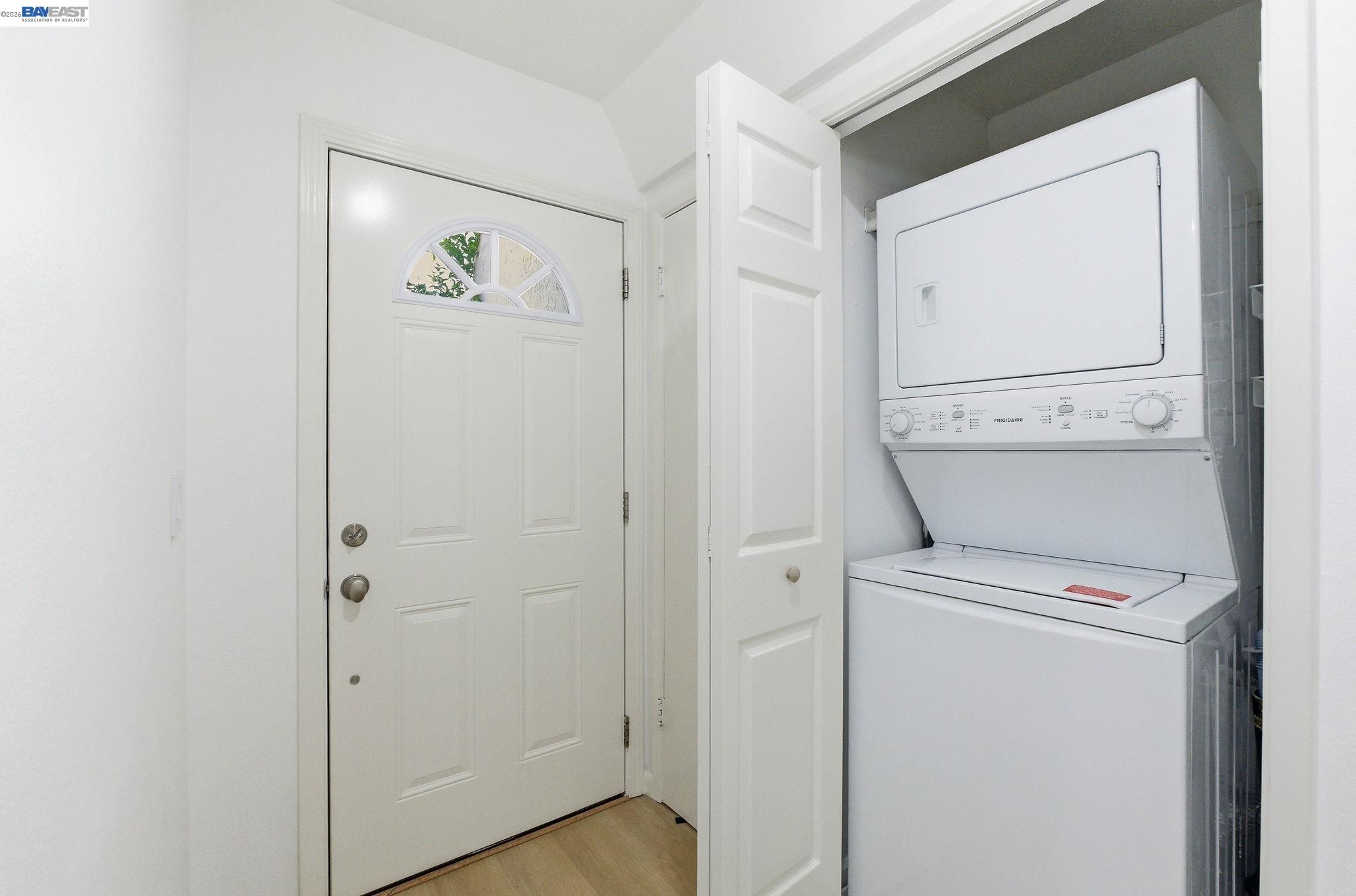 Detail Gallery Image 22 of 30 For 10439 Mary Ave, Cupertino,  CA 95014 - 2 Beds | 2/1 Baths