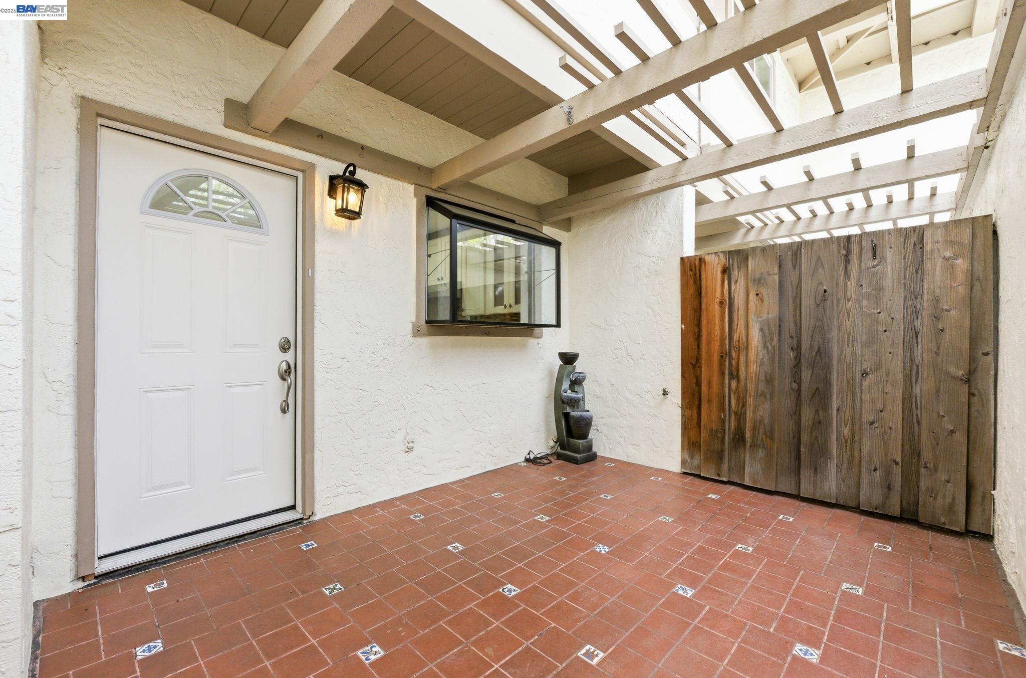 Detail Gallery Image 24 of 30 For 10439 Mary Ave, Cupertino,  CA 95014 - 2 Beds | 2/1 Baths