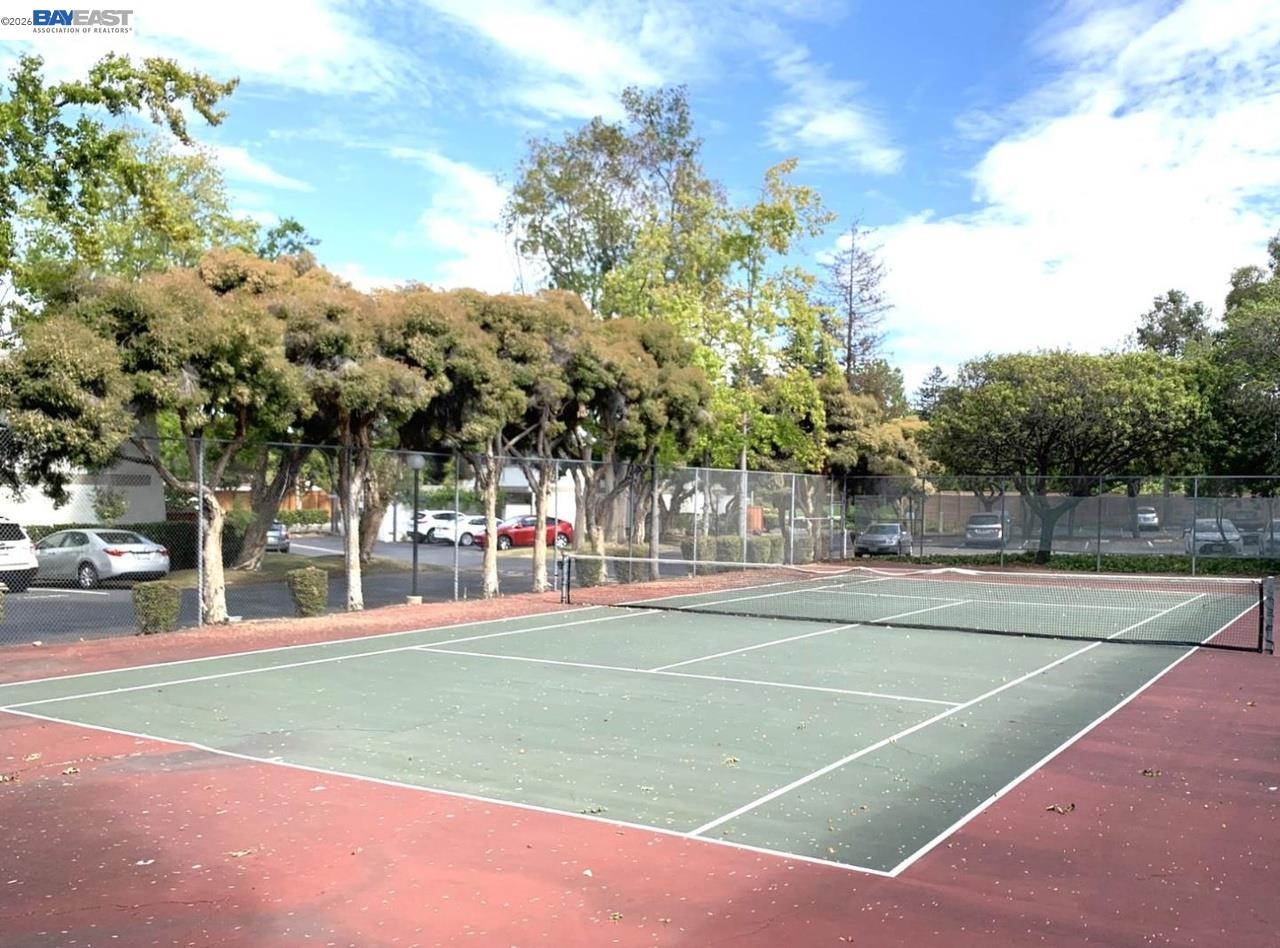 Detail Gallery Image 26 of 30 For 10439 Mary Ave, Cupertino,  CA 95014 - 2 Beds | 2/1 Baths