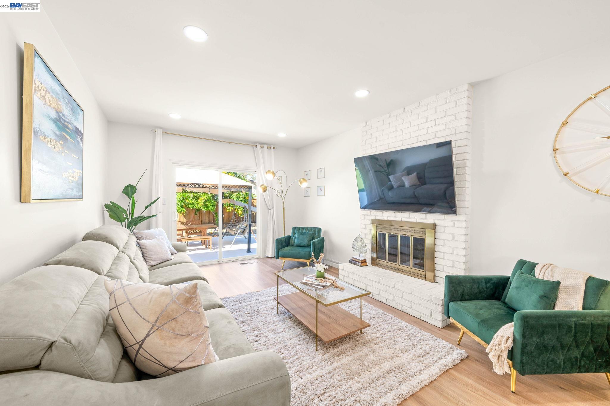 Detail Gallery Image 13 of 48 For 35290 Farnham Dr, Newark,  CA 94560 - 4 Beds | 2 Baths