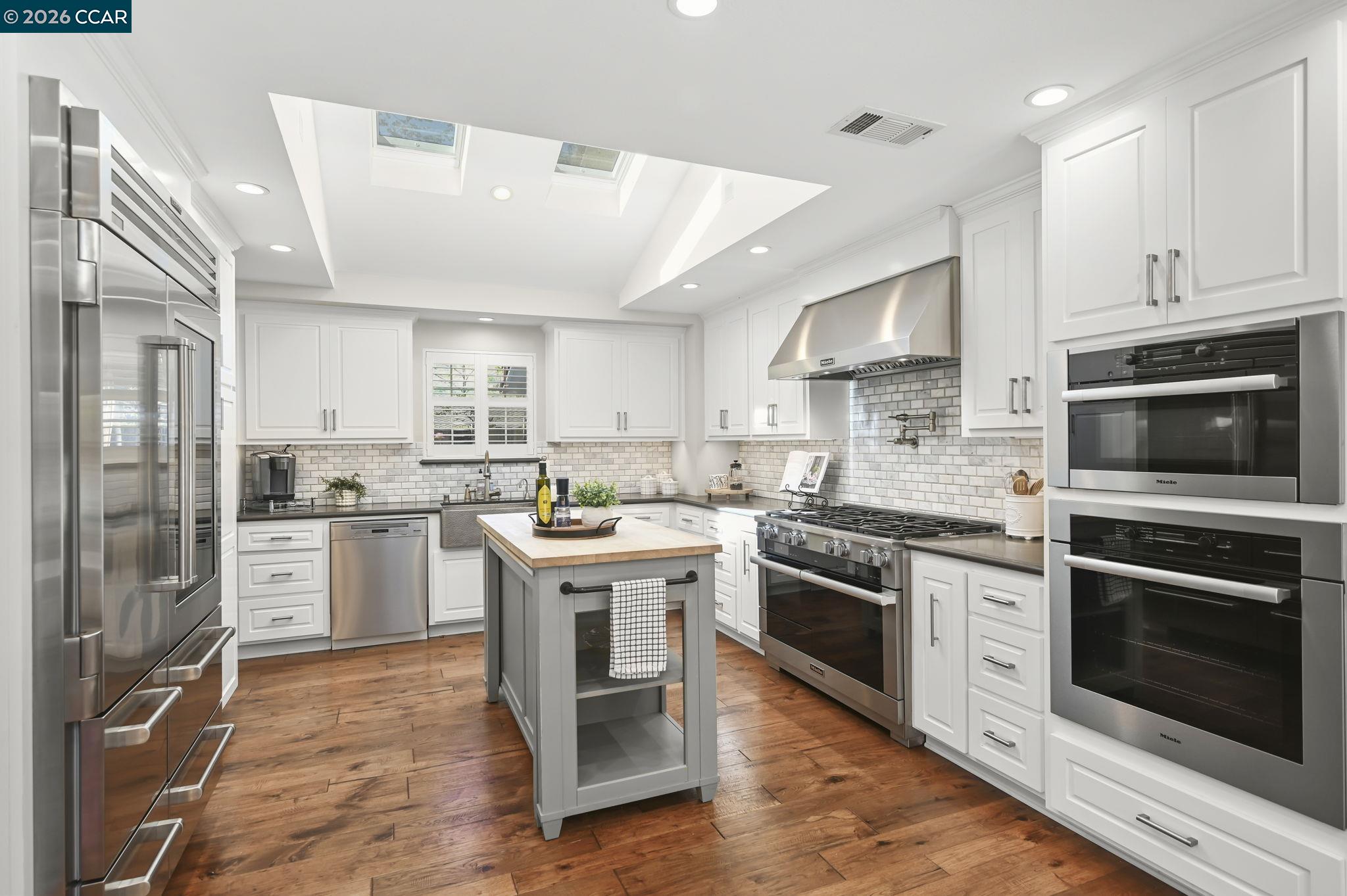 Detail Gallery Image 16 of 48 For 1496 Finley Lane, Alamo,  CA 94507-1127 - 4 Beds | 3 Baths