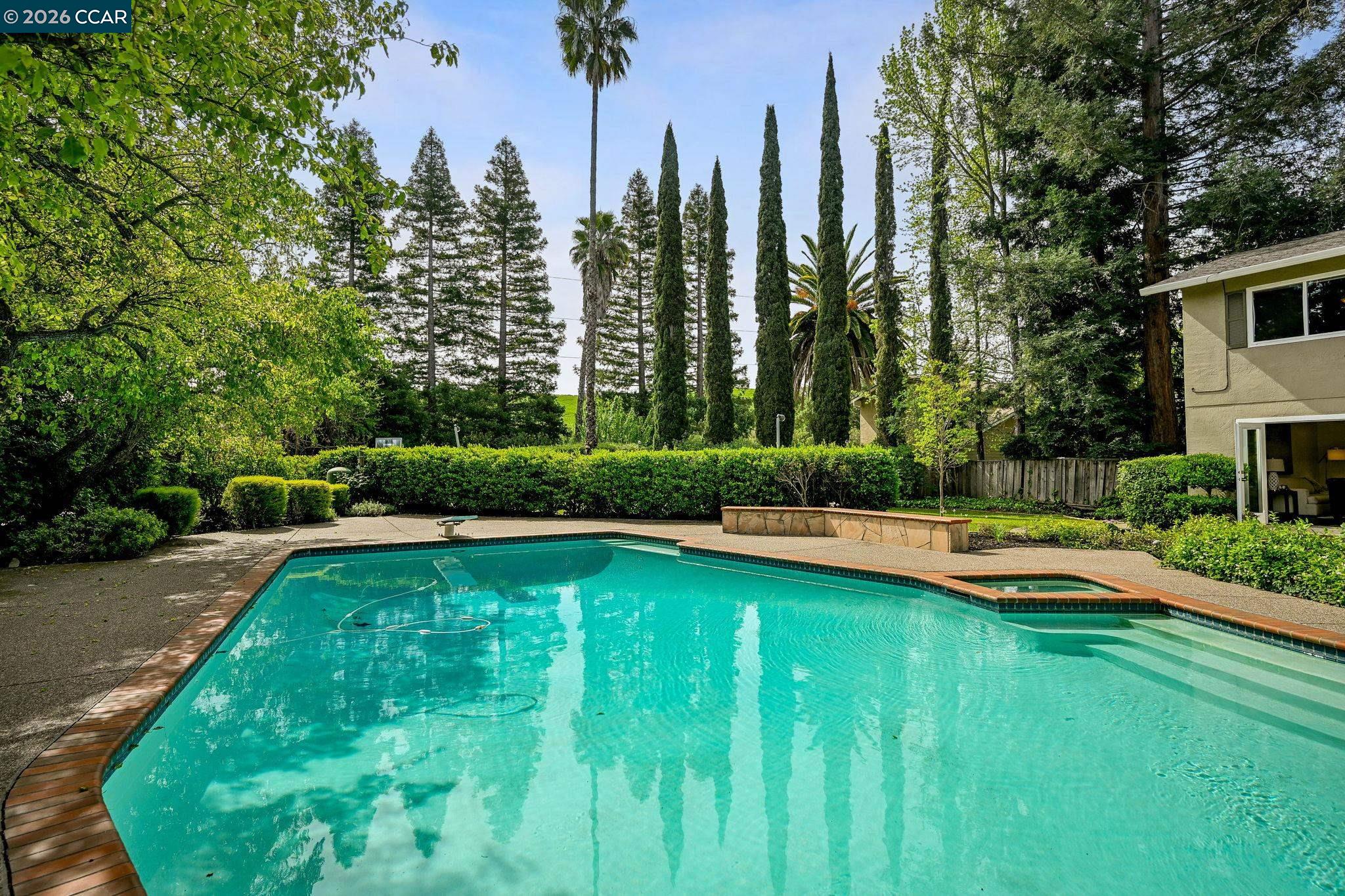 Detail Gallery Image 30 of 52 For 661 Derbyshire Place, Danville,  CA 94526-3606 - 6 Beds | 3 Baths