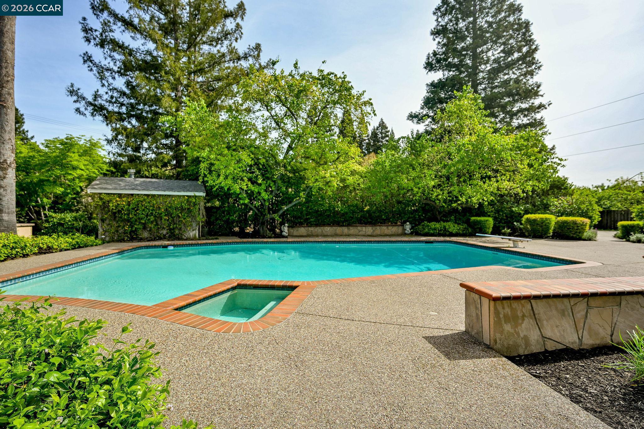 Detail Gallery Image 32 of 52 For 661 Derbyshire Place, Danville,  CA 94526-3606 - 6 Beds | 3 Baths