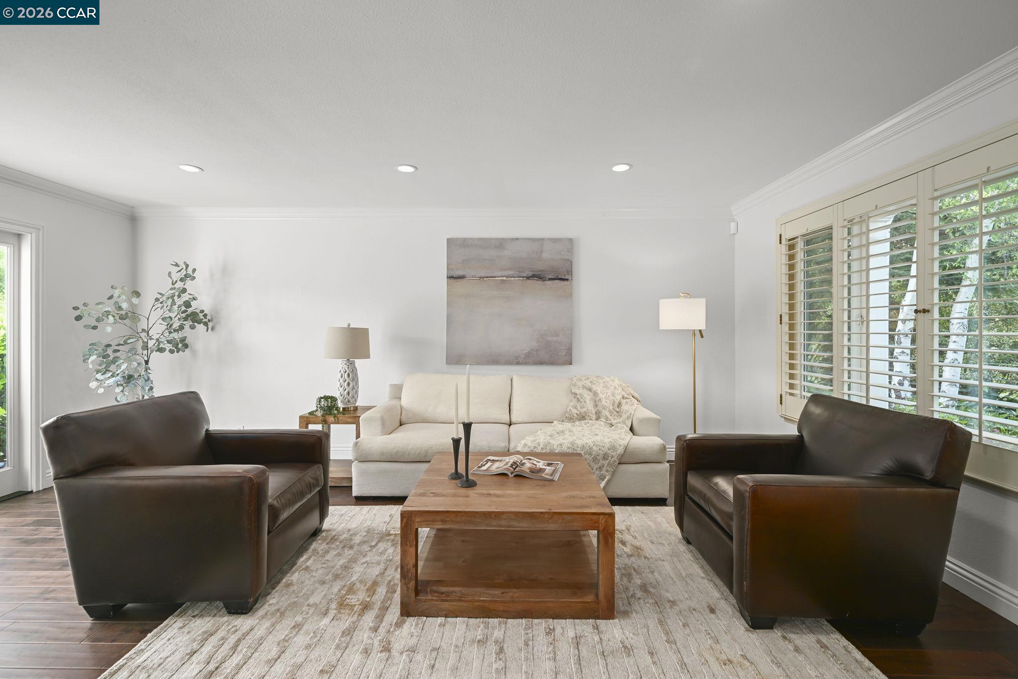 Detail Gallery Image 5 of 52 For 661 Derbyshire Place, Danville,  CA 94526-3606 - 6 Beds | 3 Baths