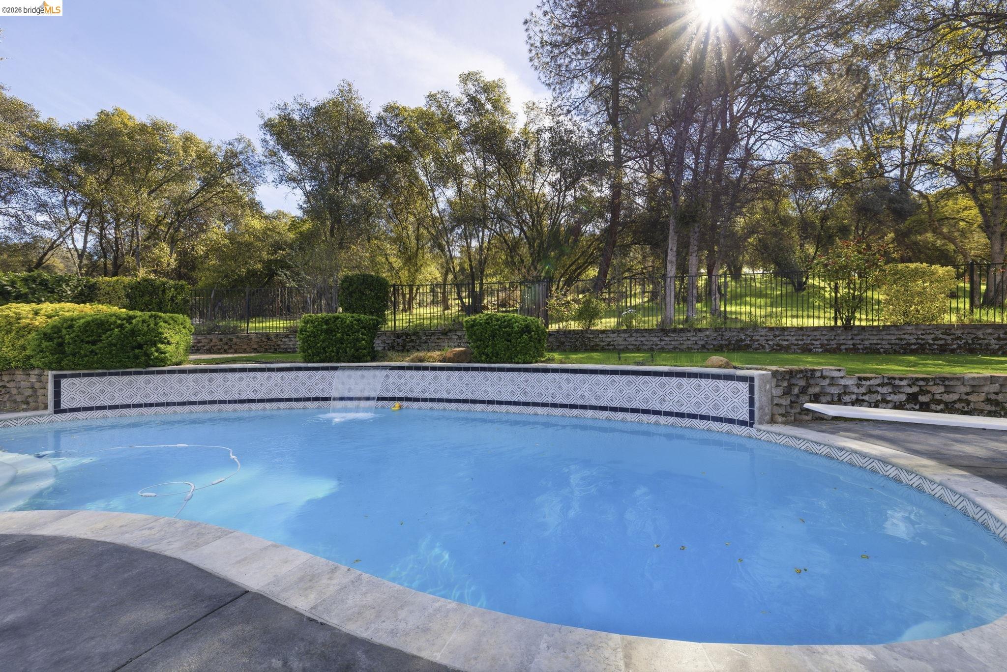 Detail Gallery Image 39 of 60 For 14580 Booker Rd., Sonora,  CA 95370-8652 - 4 Beds | 2/1 Baths