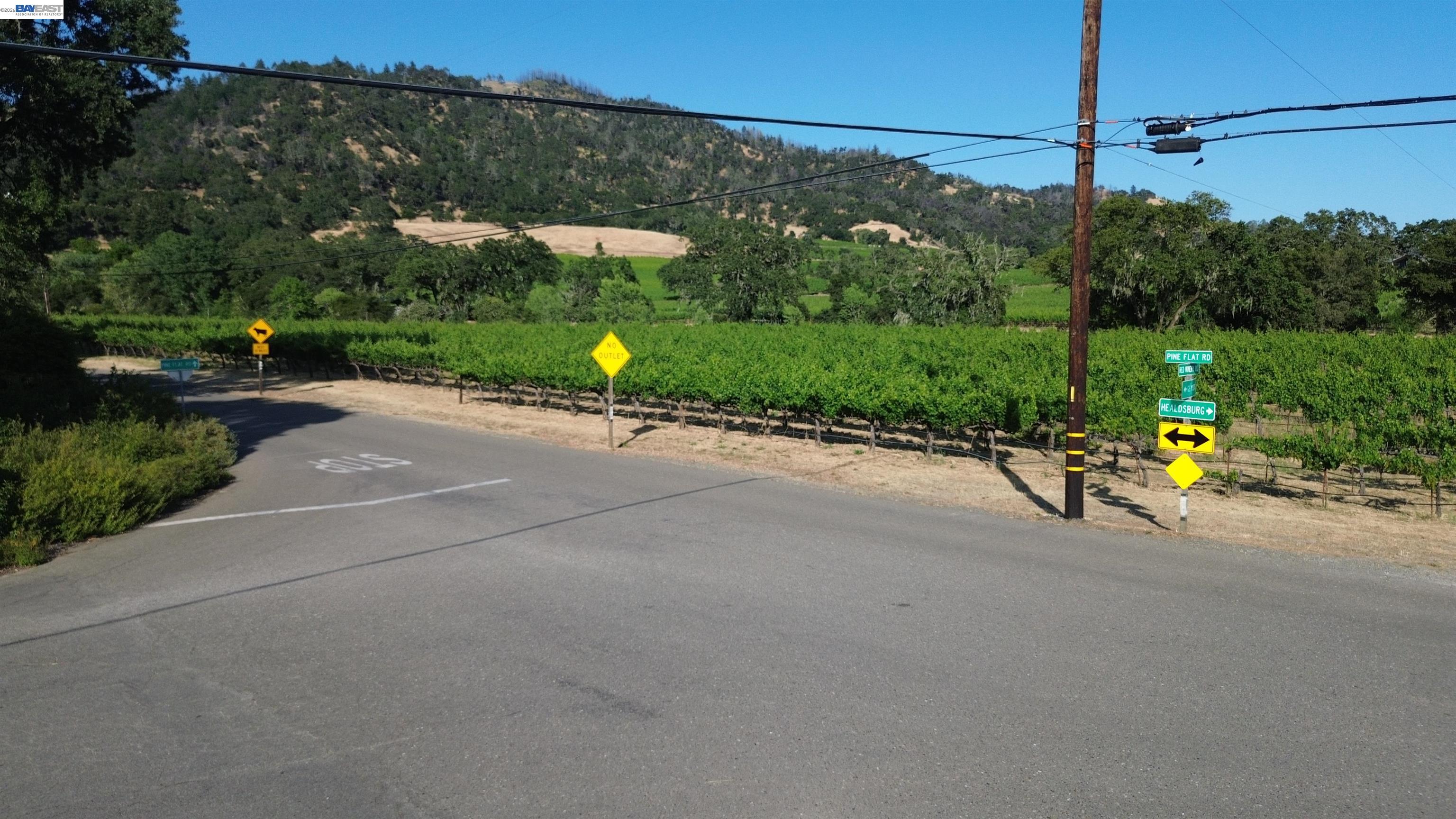 Detail Gallery Image 40 of 45 For 11311 Pine Flat, Healdsburg,  CA 95448 - – Beds | – Baths