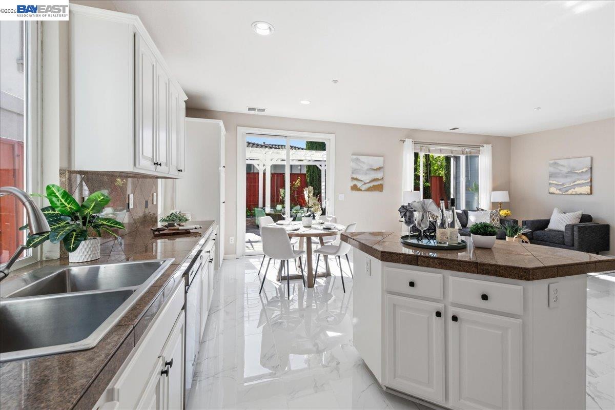 5219 Forestdale Cir, Dublin, CA, 94568