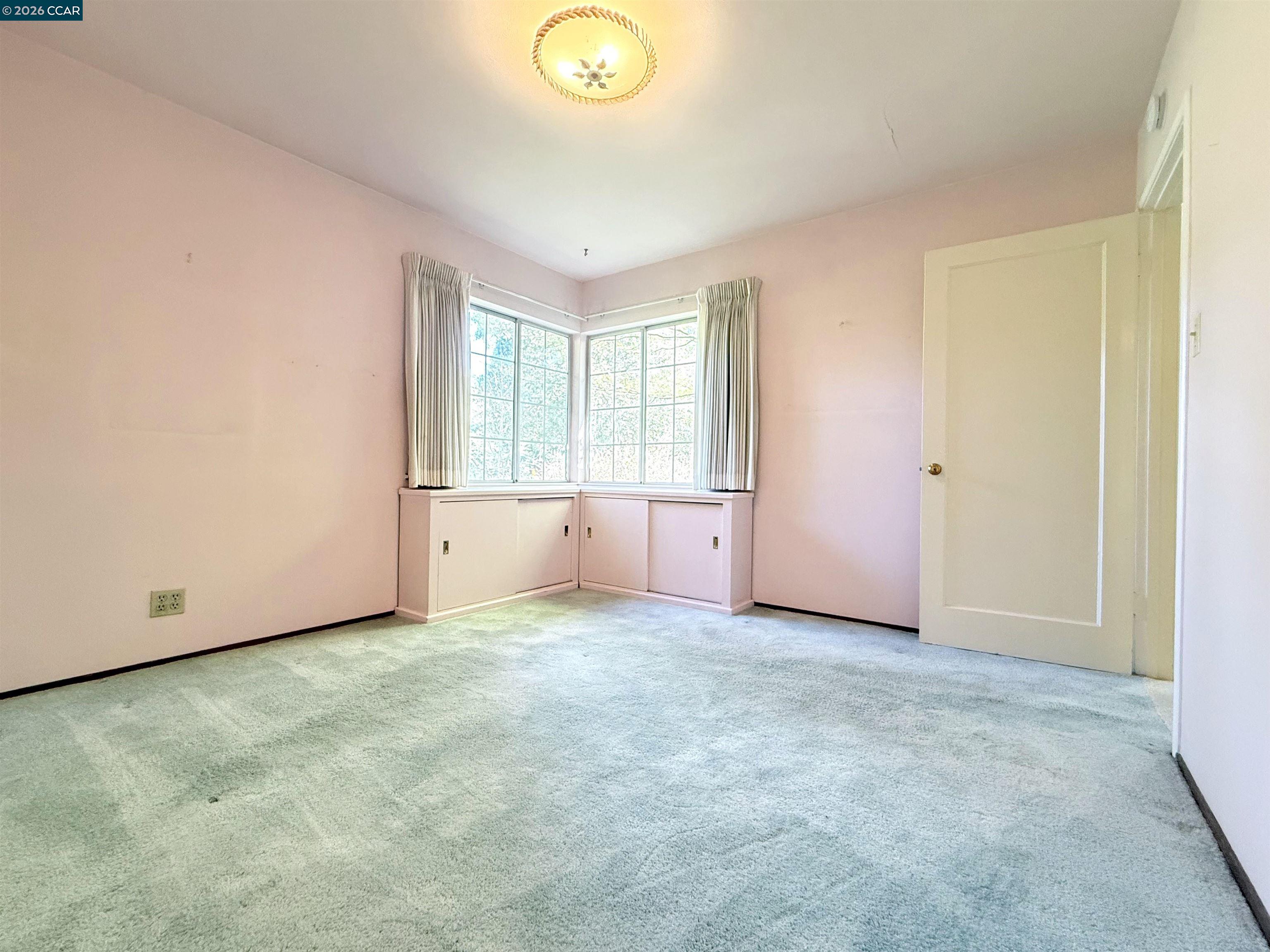 Detail Gallery Image 27 of 60 For 105 Camille Court, Alamo,  CA 94507-2413 - 3 Beds | 2 Baths