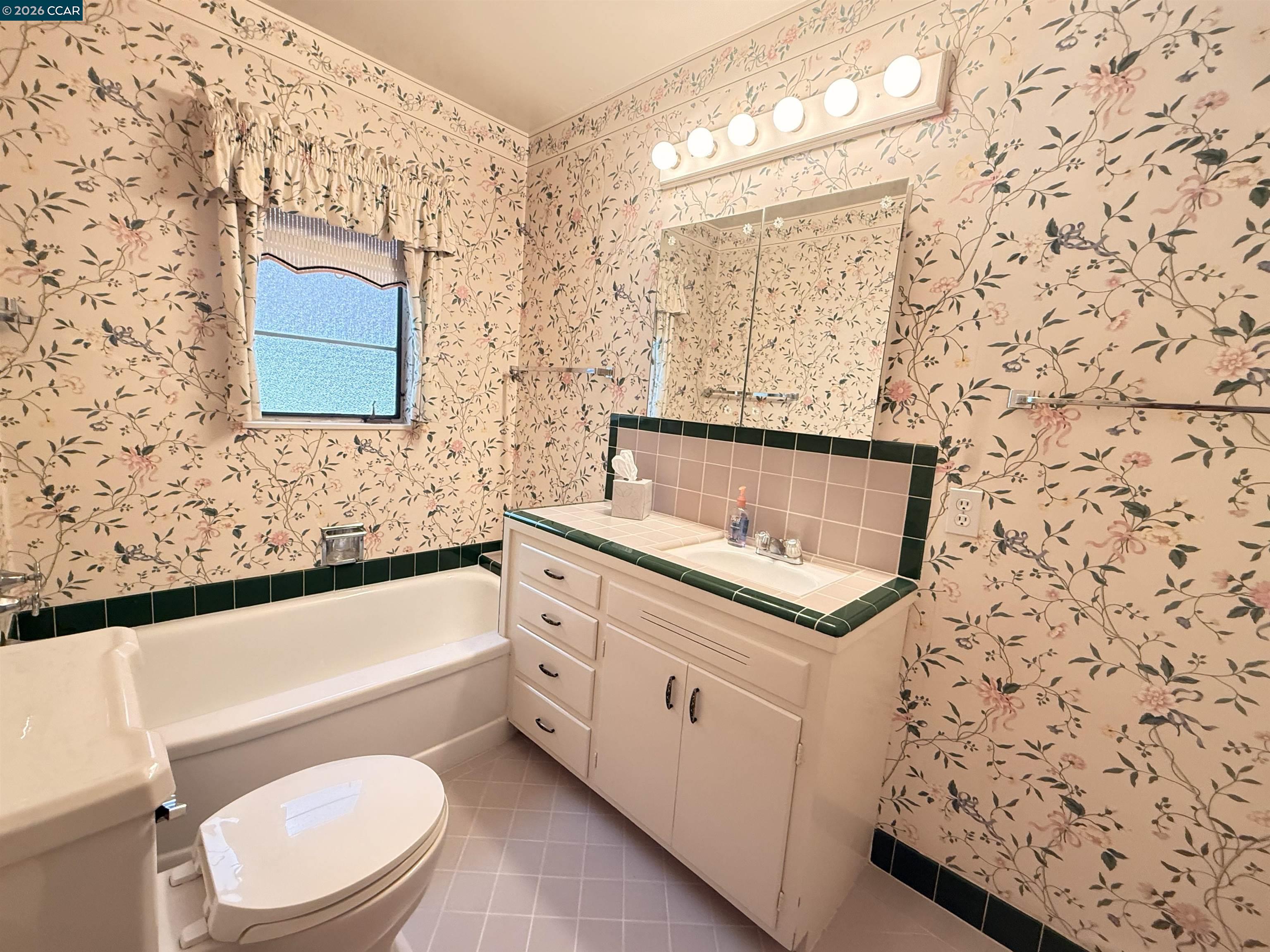 Detail Gallery Image 34 of 60 For 105 Camille Court, Alamo,  CA 94507-2413 - 3 Beds | 2 Baths