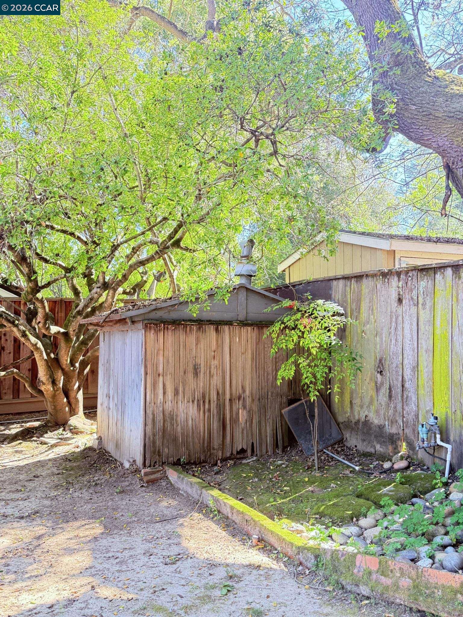 Detail Gallery Image 40 of 60 For 105 Camille Court, Alamo,  CA 94507-2413 - 3 Beds | 2 Baths