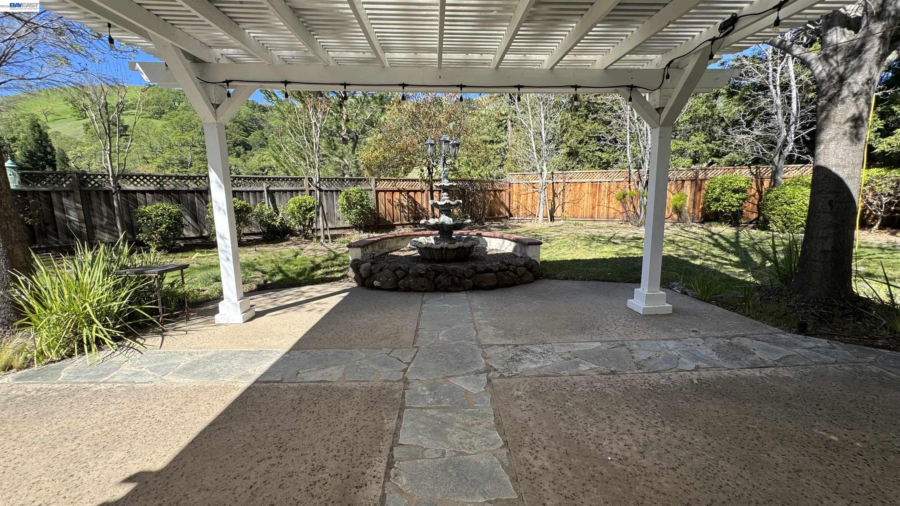 Detail Gallery Image 18 of 31 For 118 Deer Meadow Ter, Danville,  CA 94506 - 4 Beds | 3/1 Baths