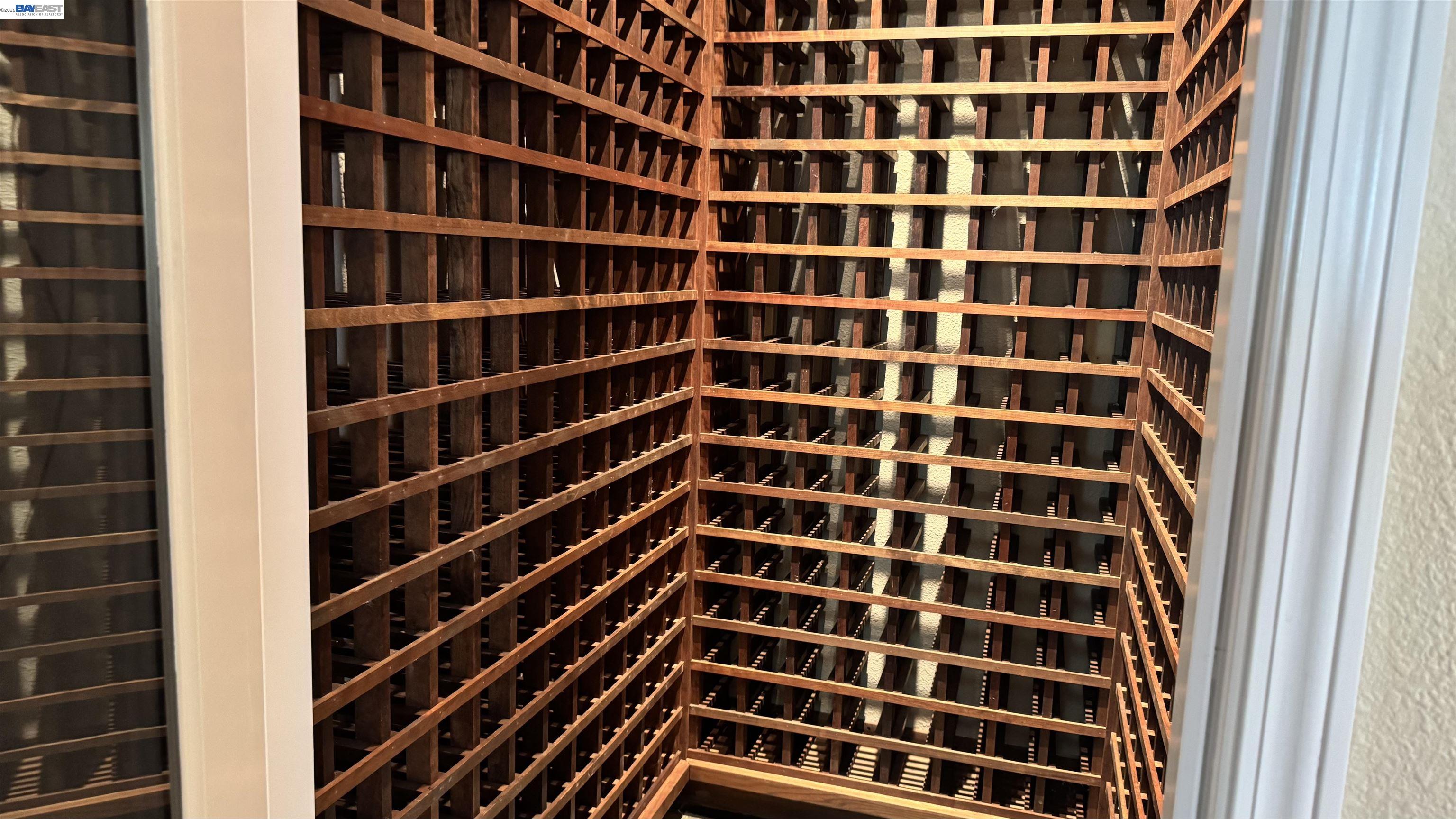 Detail Gallery Image 7 of 29 For 118 Deer Meadow Ter, Danville,  CA 94506 - 4 Beds | 3/1 Baths