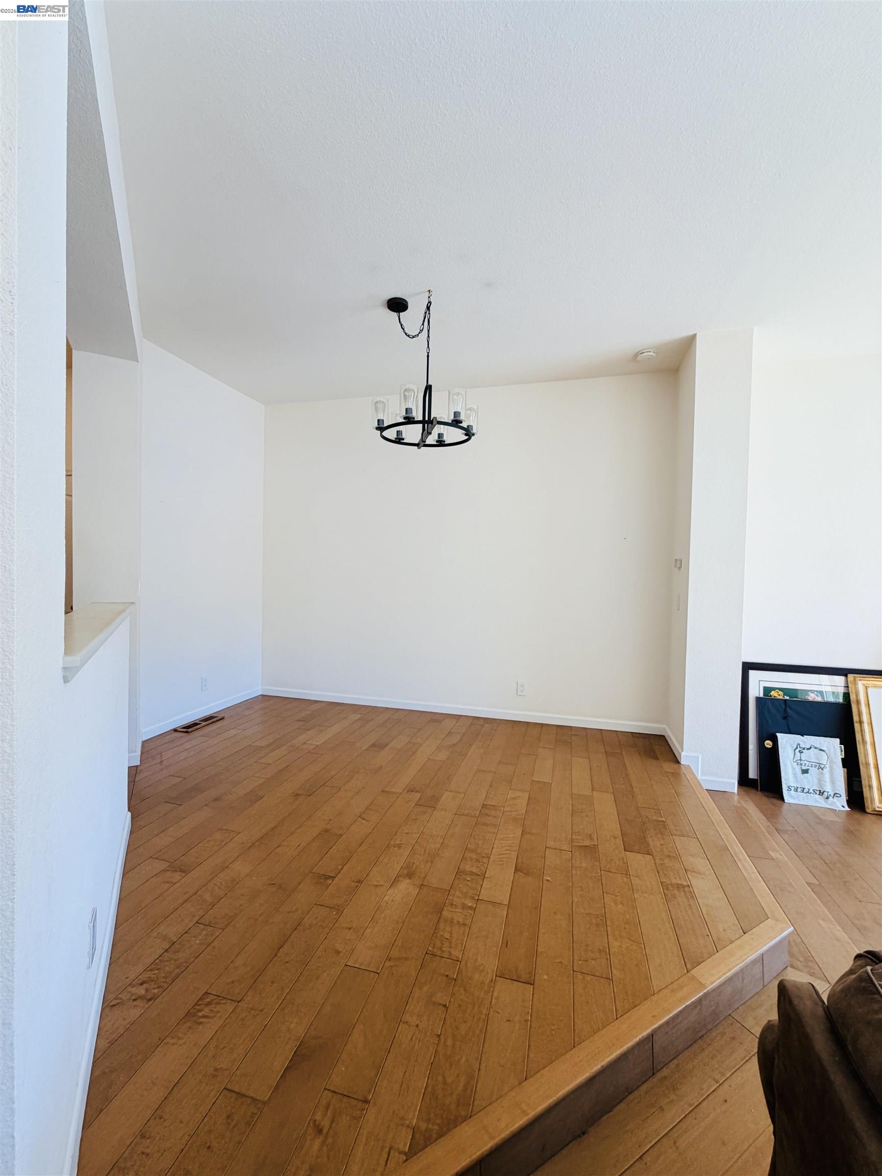 Detail Gallery Image 12 of 53 For 4063 W Lakeshore Dr, San Ramon,  CA 94582 - 2 Beds | 2/1 Baths