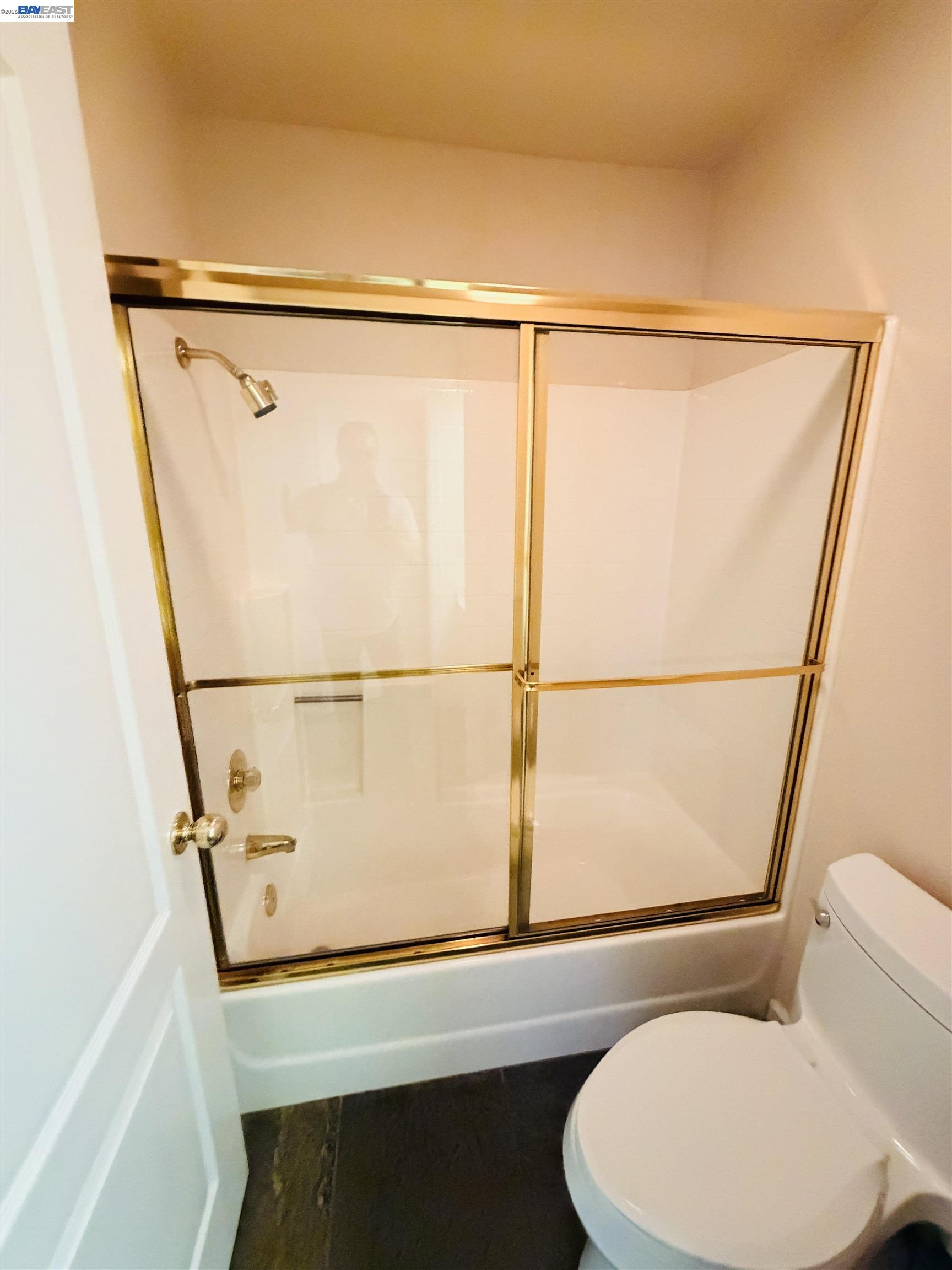 Detail Gallery Image 24 of 53 For 4063 W Lakeshore Dr, San Ramon,  CA 94582 - 2 Beds | 2/1 Baths